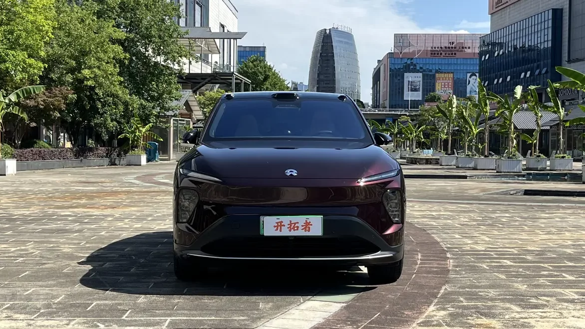 NIO EC7