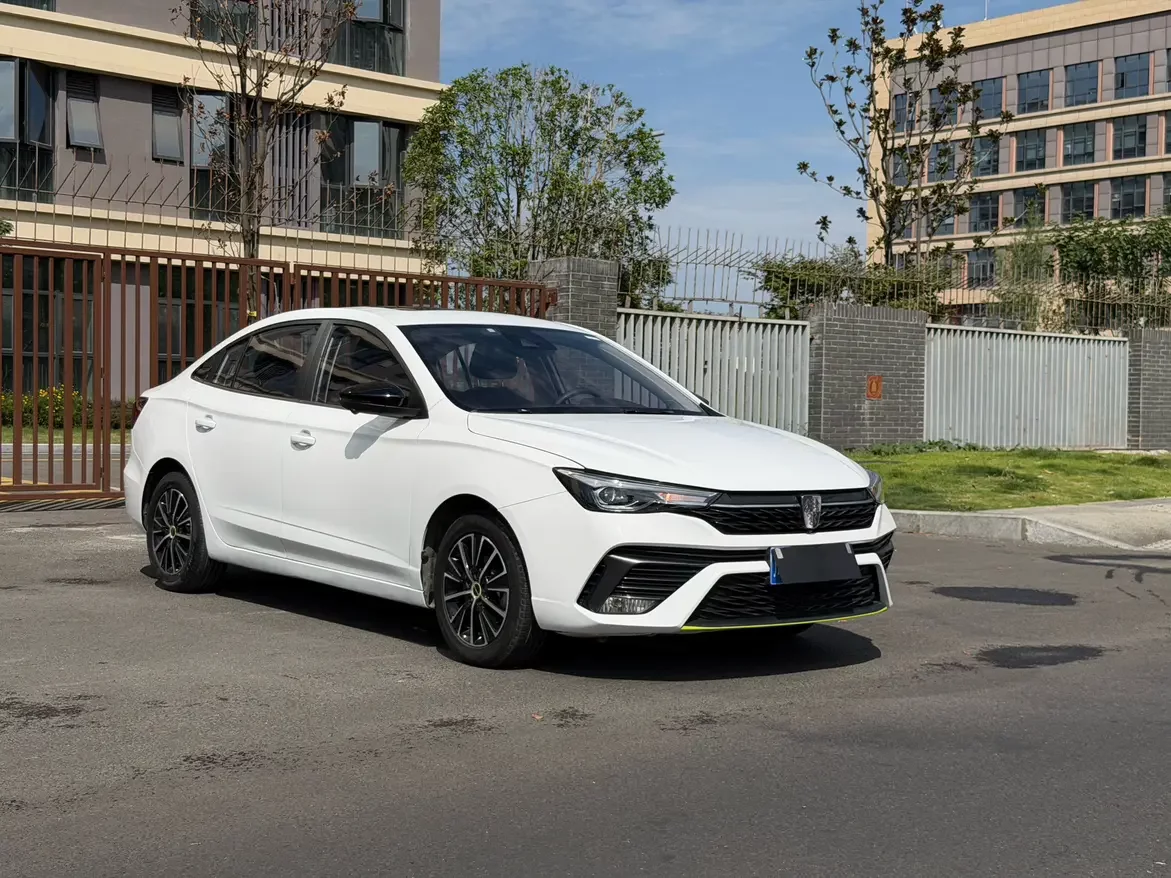 Roewe i5