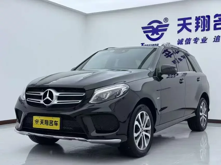 Mercedes-Benz GLE (Imported)