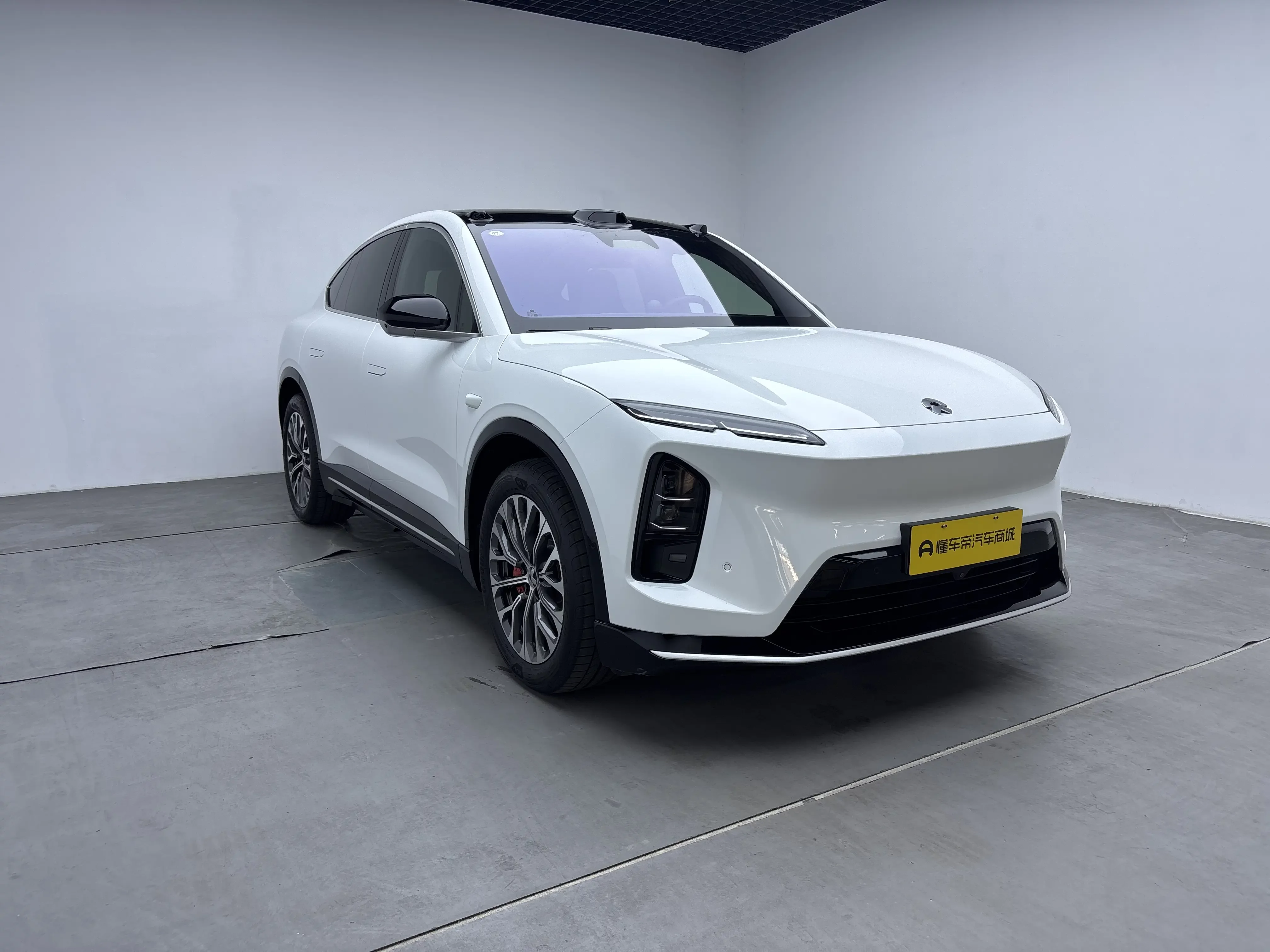 NIO EC6