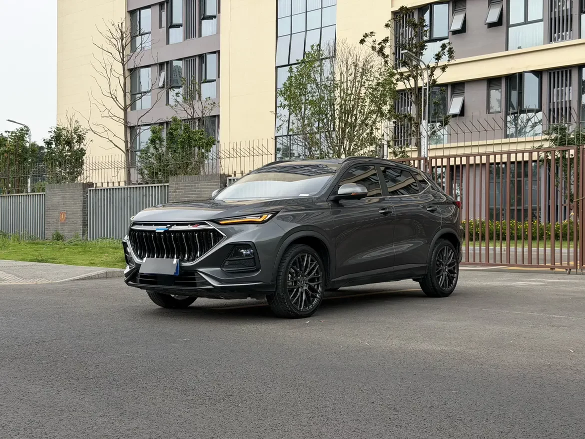 Oshan Changan Auchan X5