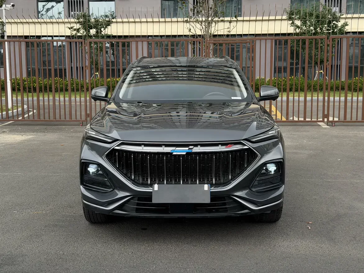 Oshan Changan Auchan X5