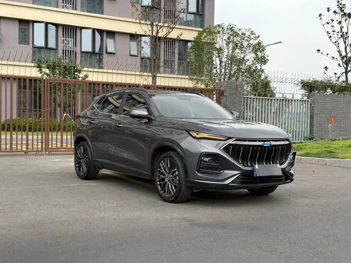 Oshan Changan Auchan X5
