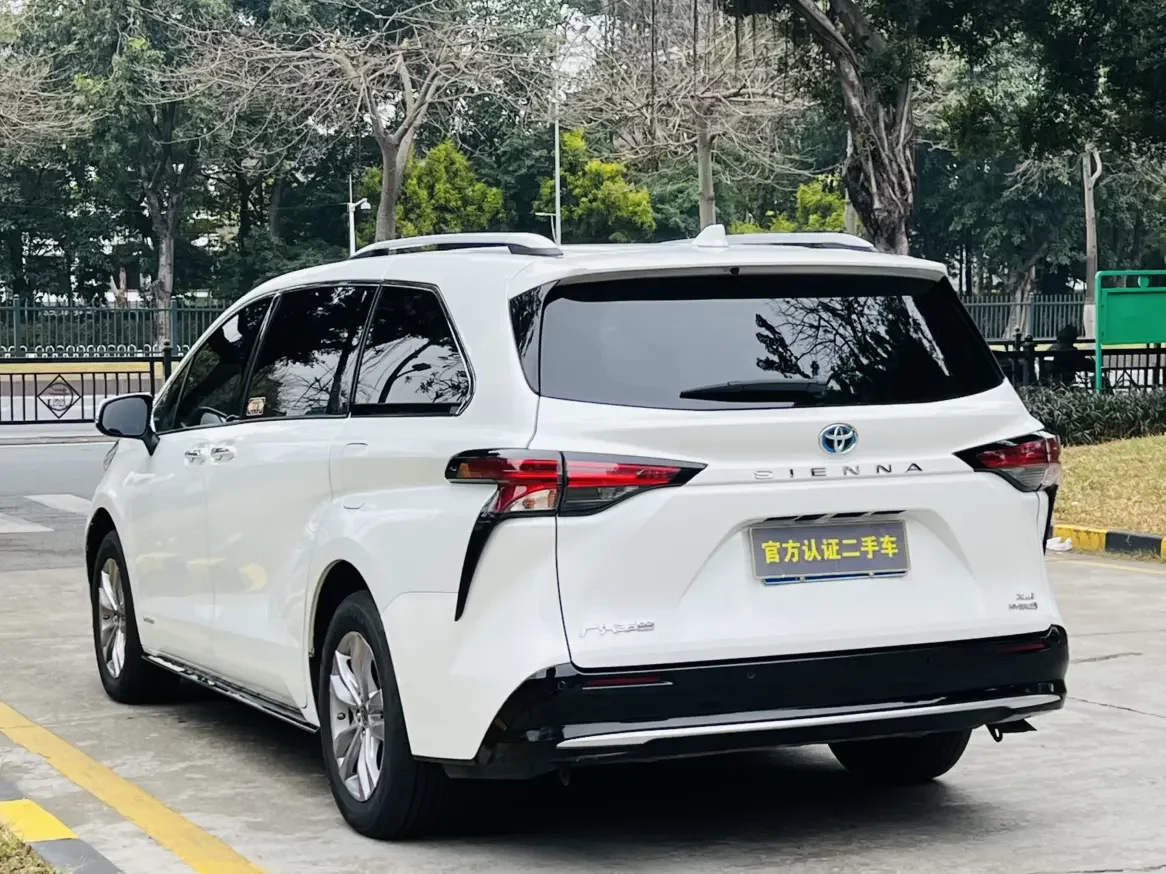 Toyota Sienna