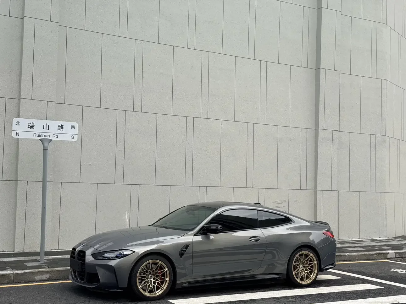 BMW M4