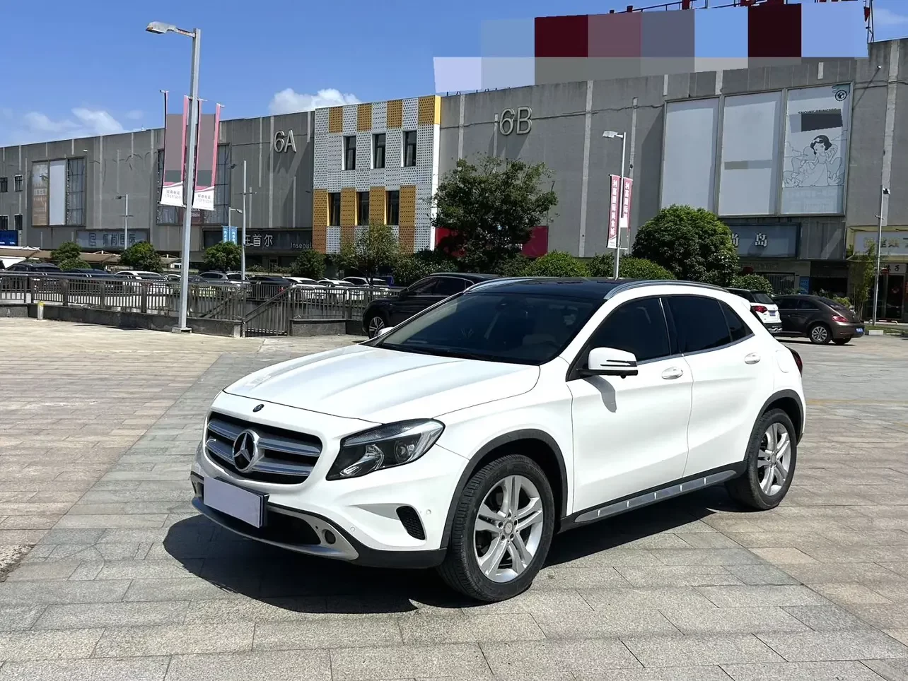 Mercedes-Benz GLA