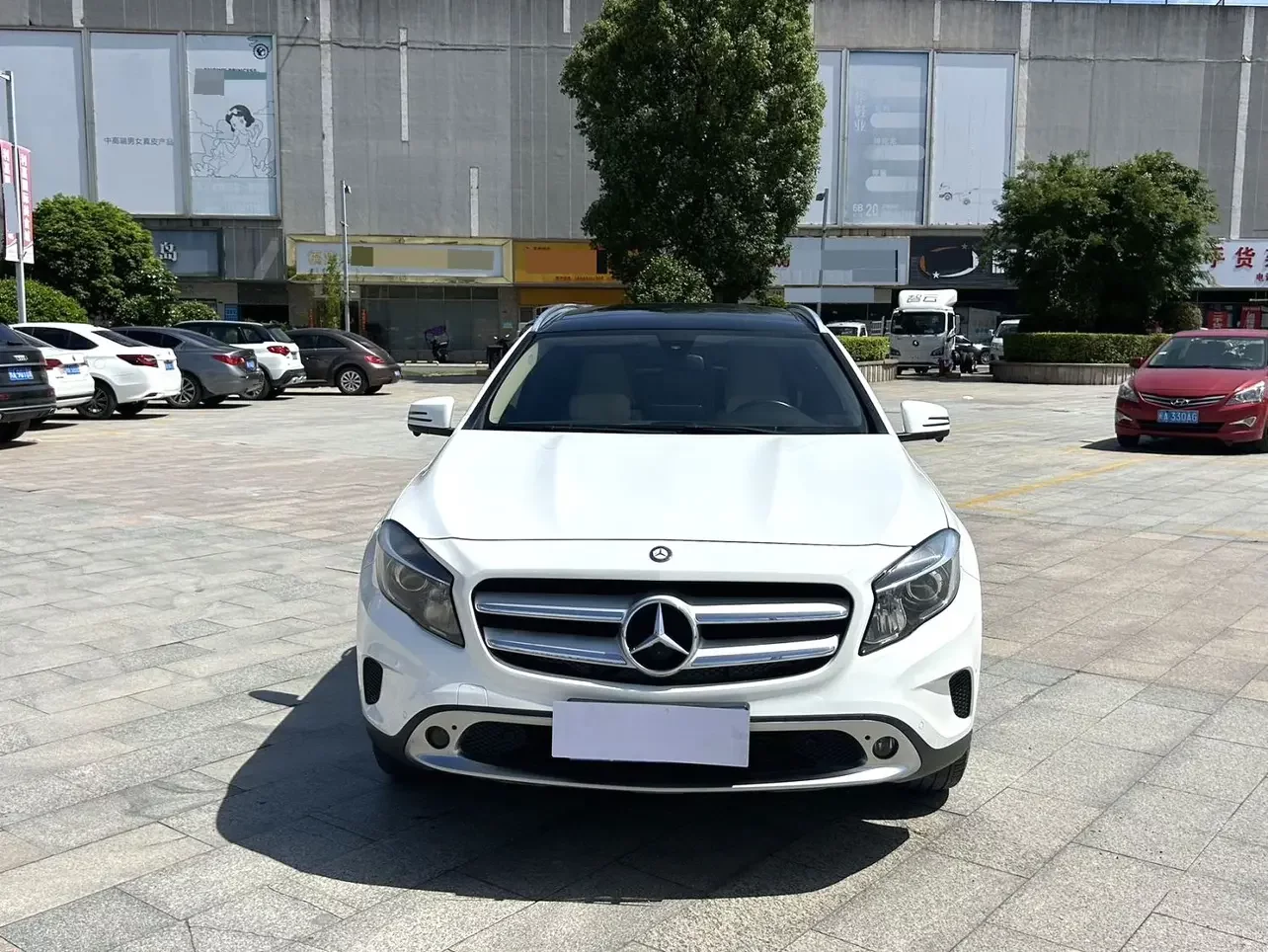 Mercedes-Benz GLA