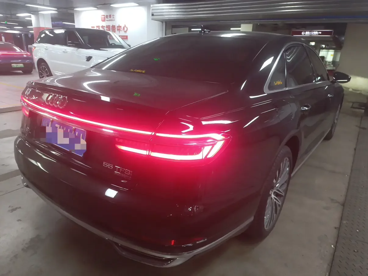 Audi A8