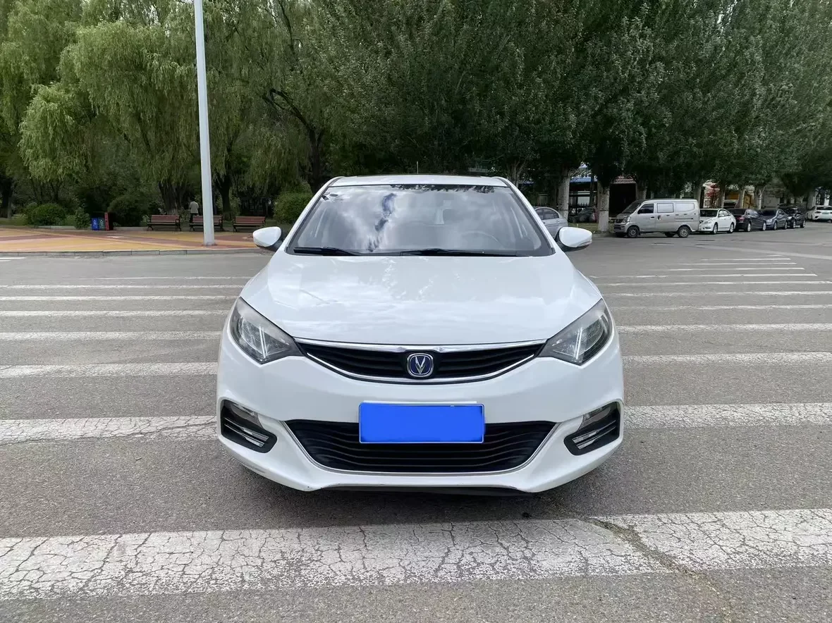 Changan Eado XT