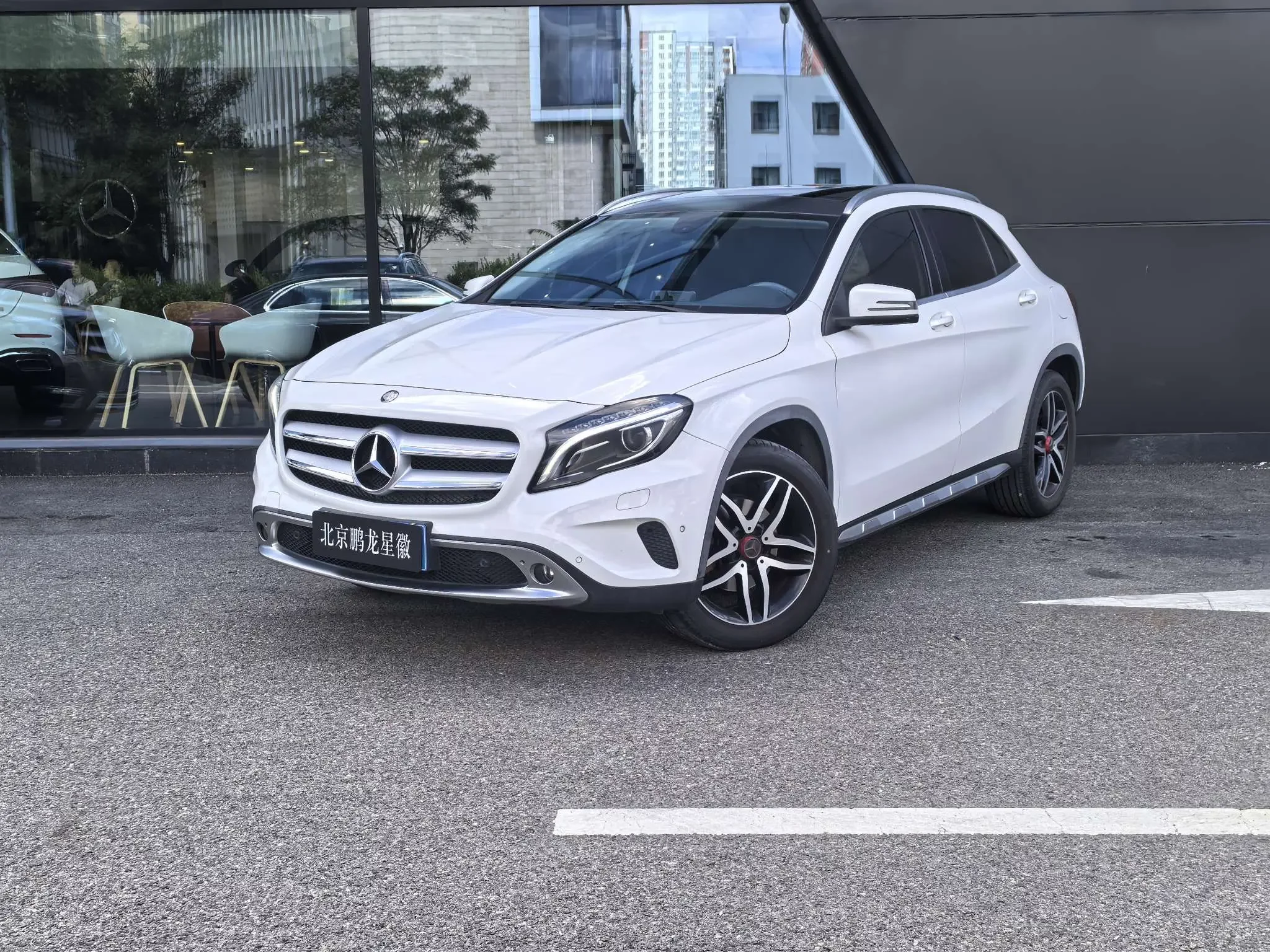 Mercedes-Benz GLA