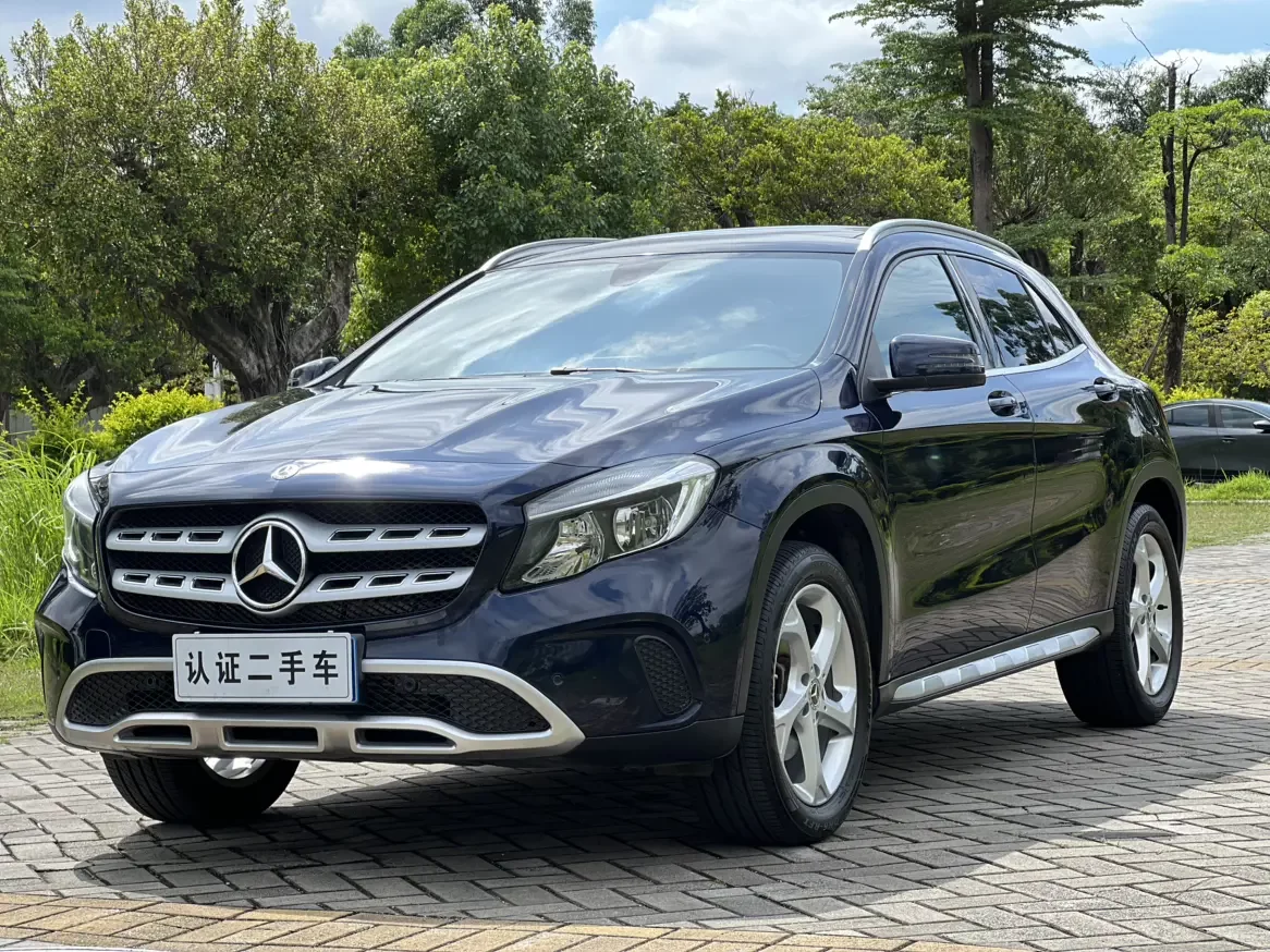 Mercedes-Benz GLA
