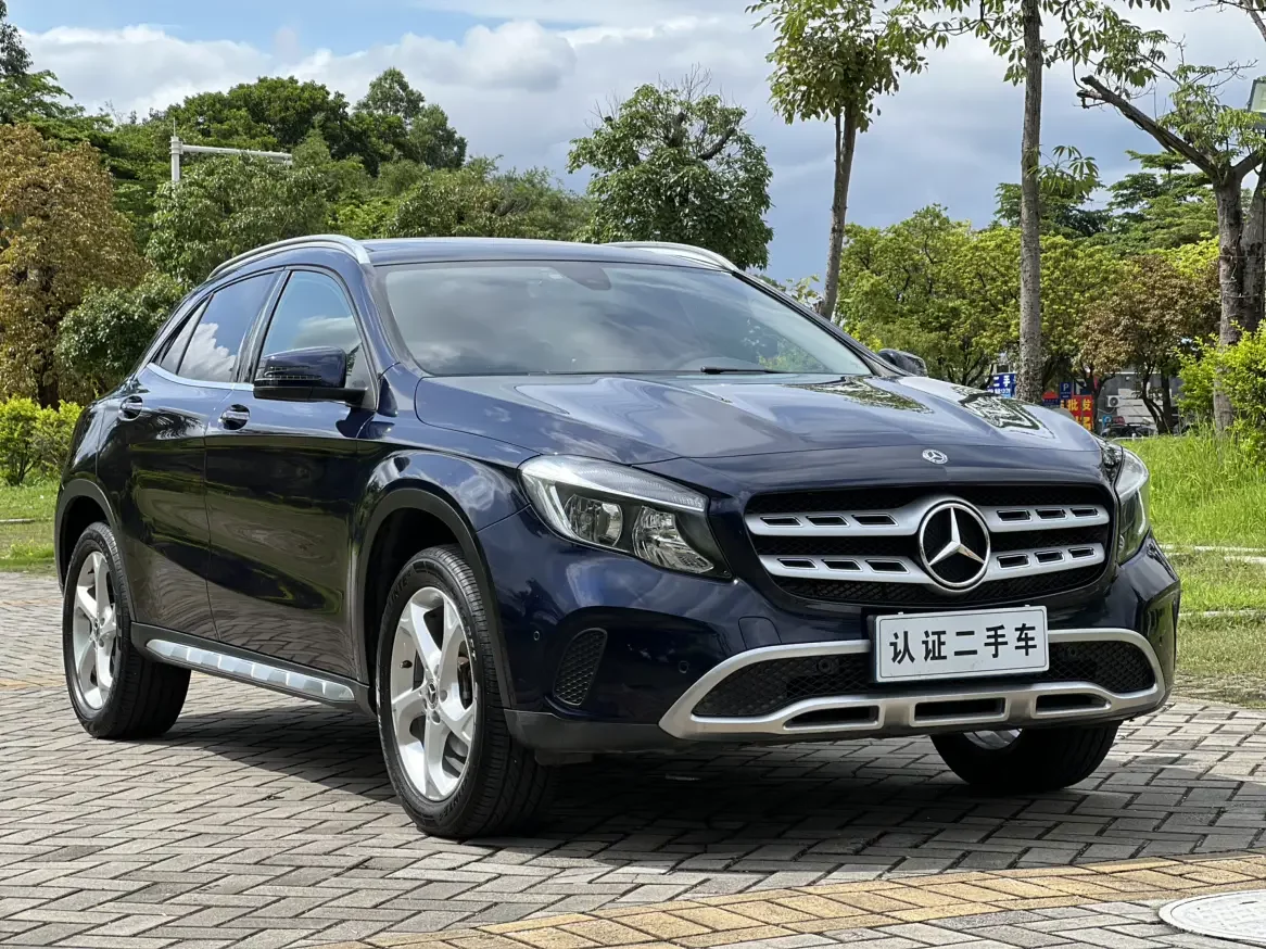 Mercedes-Benz GLA