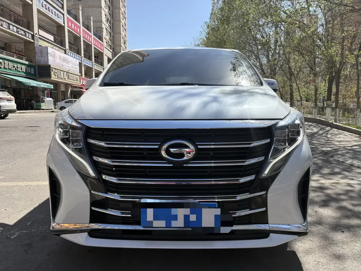 GAC Trumpchi M8