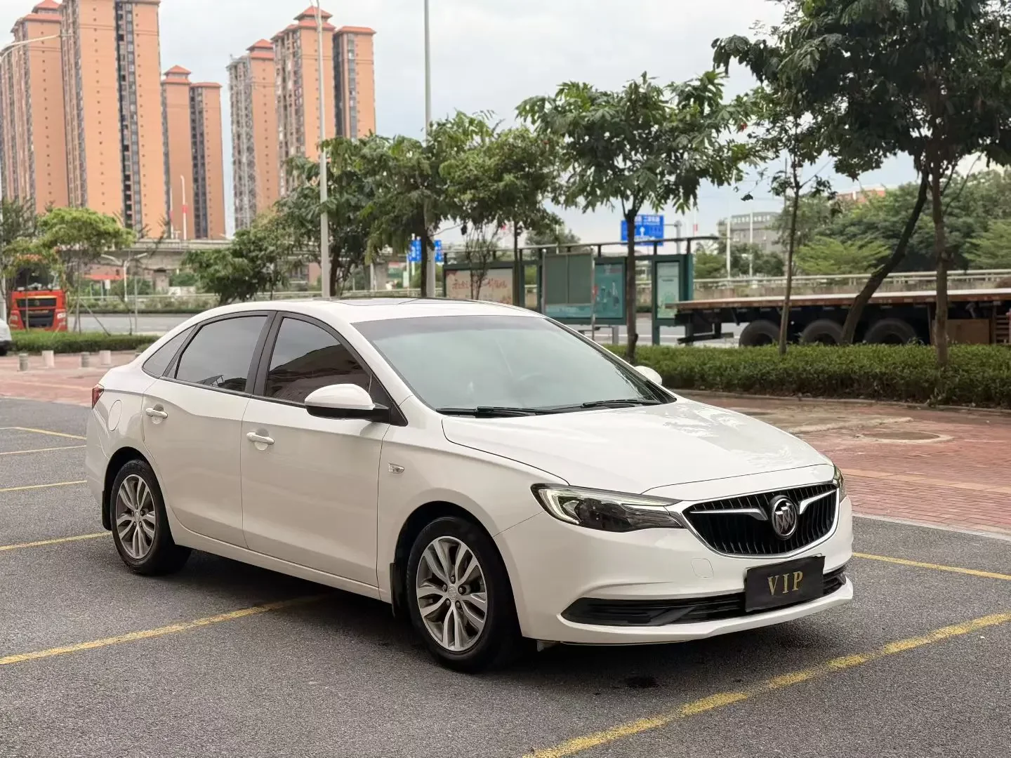 Buick Yinglang