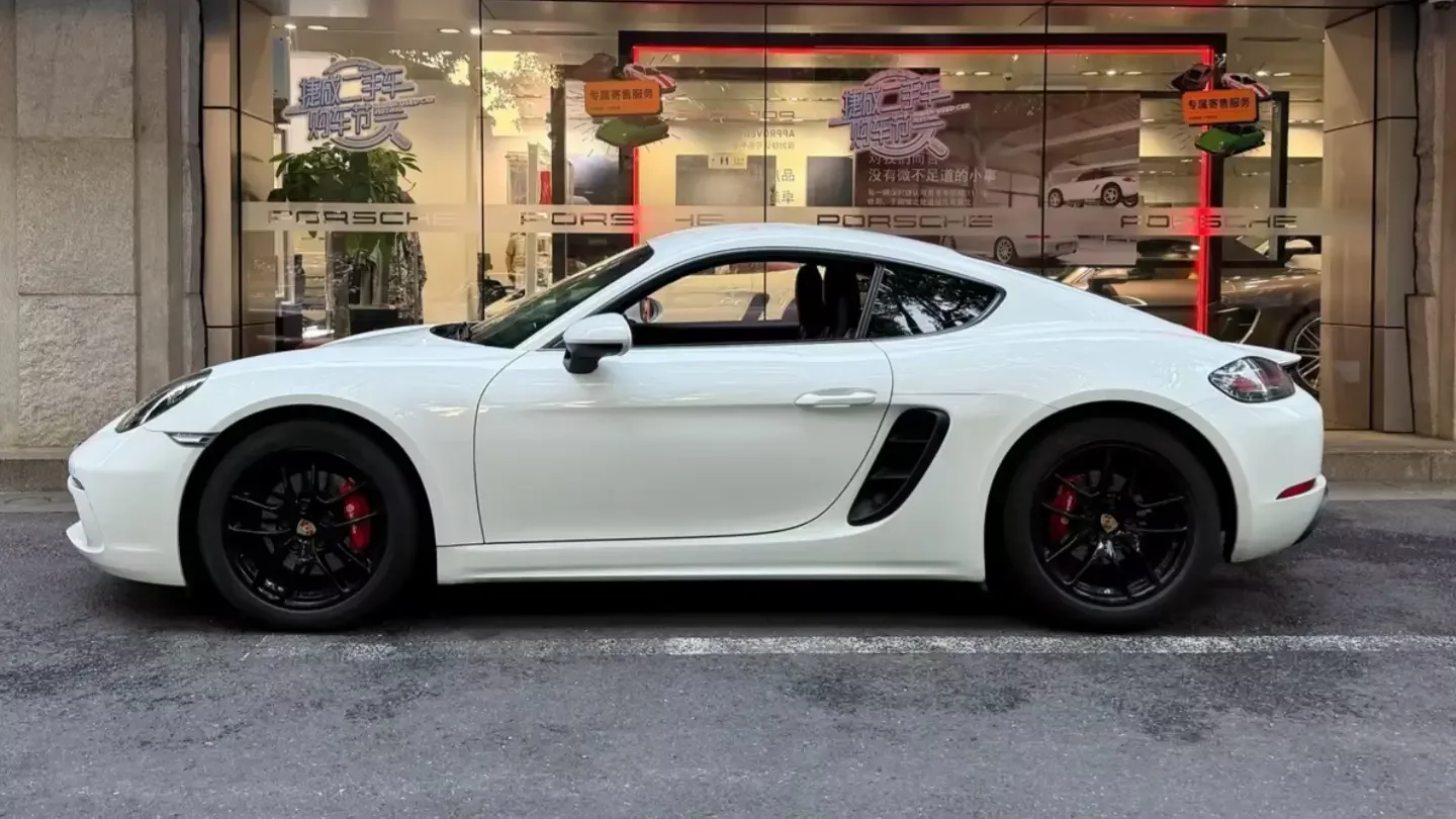 Porsche 718