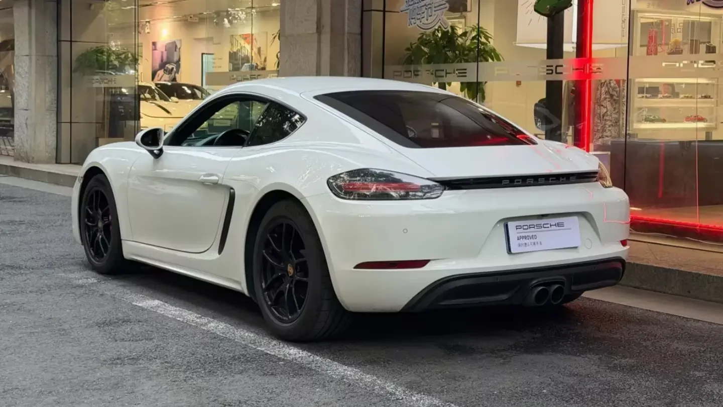 Porsche 718