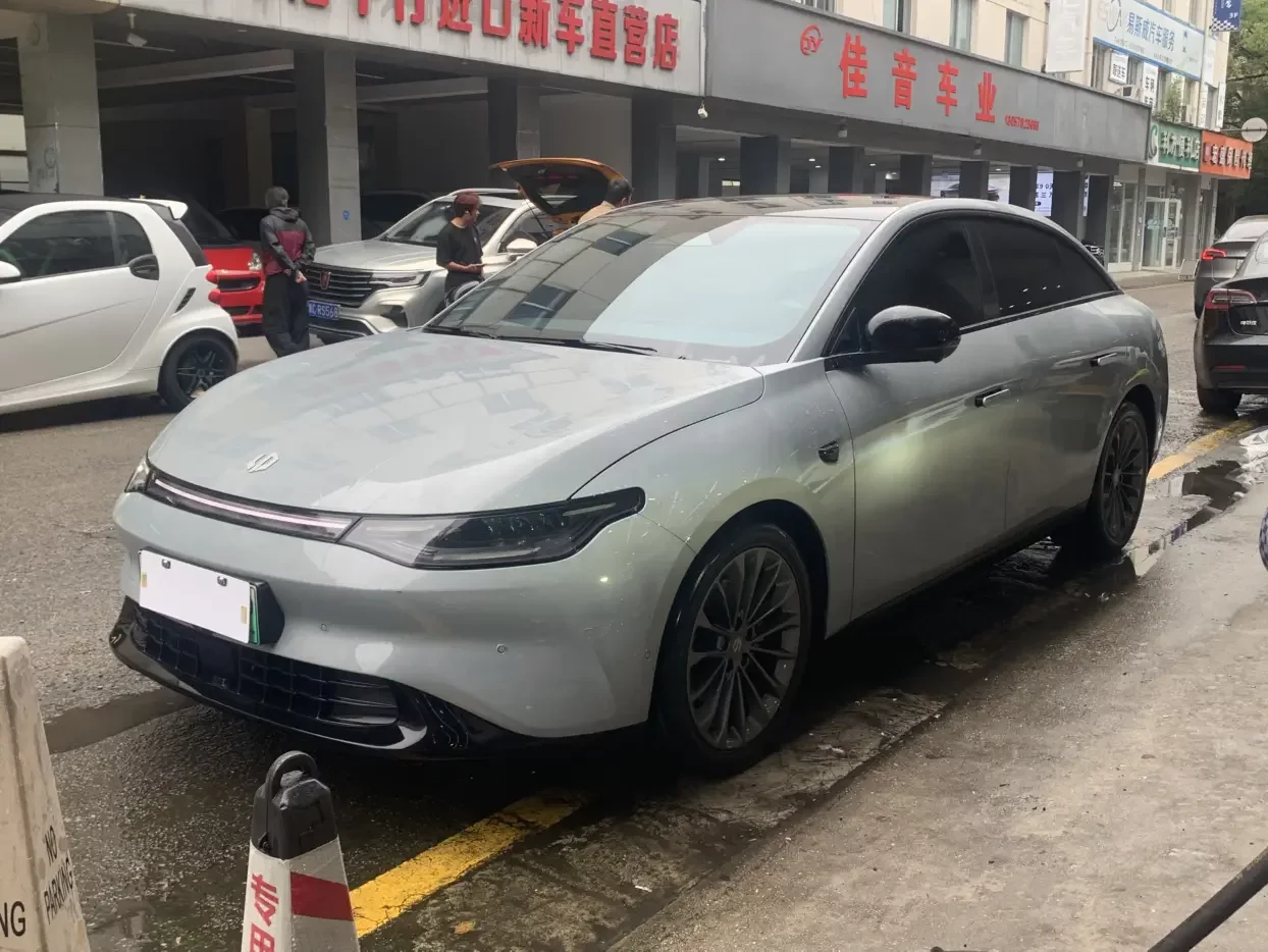 Leapmotor Zero running C01