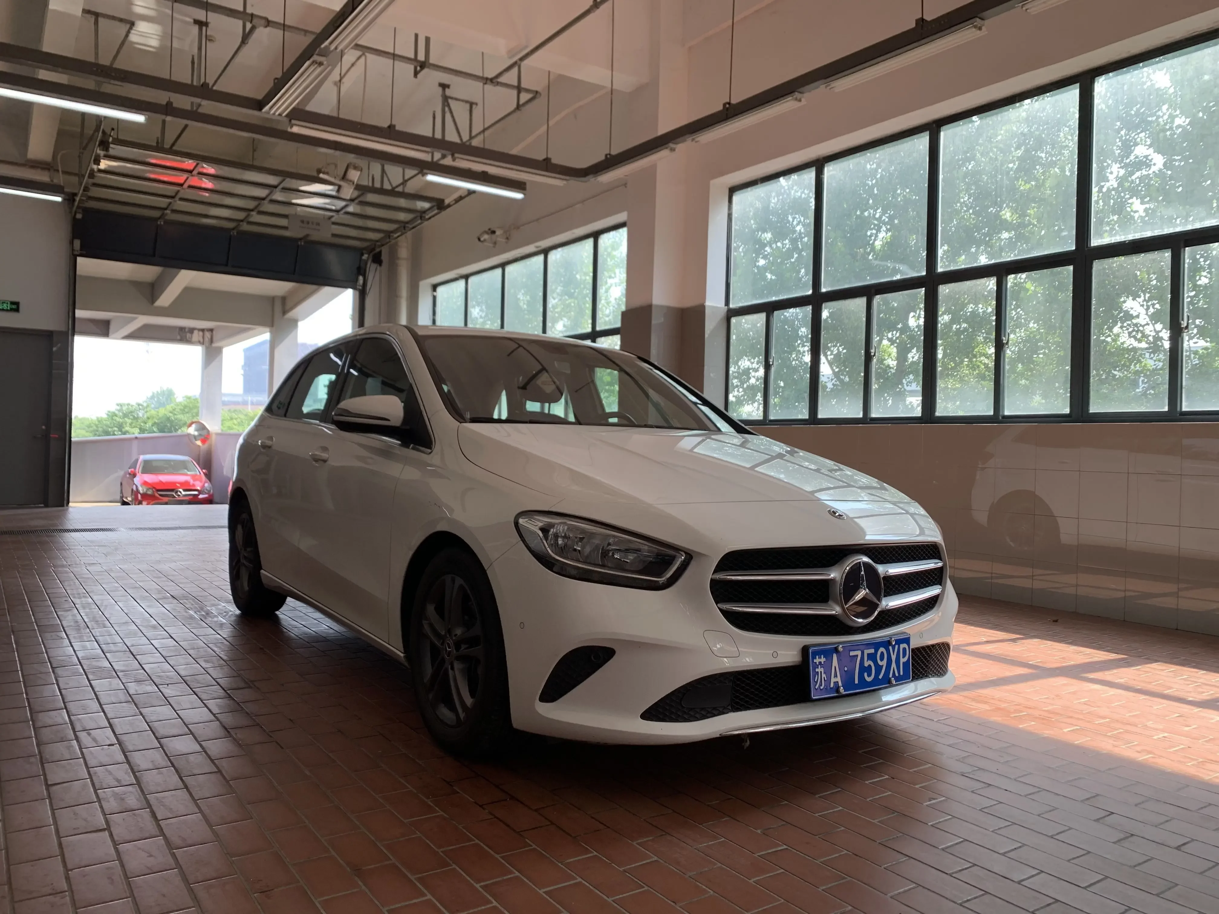 Mercedes-Benz B Class