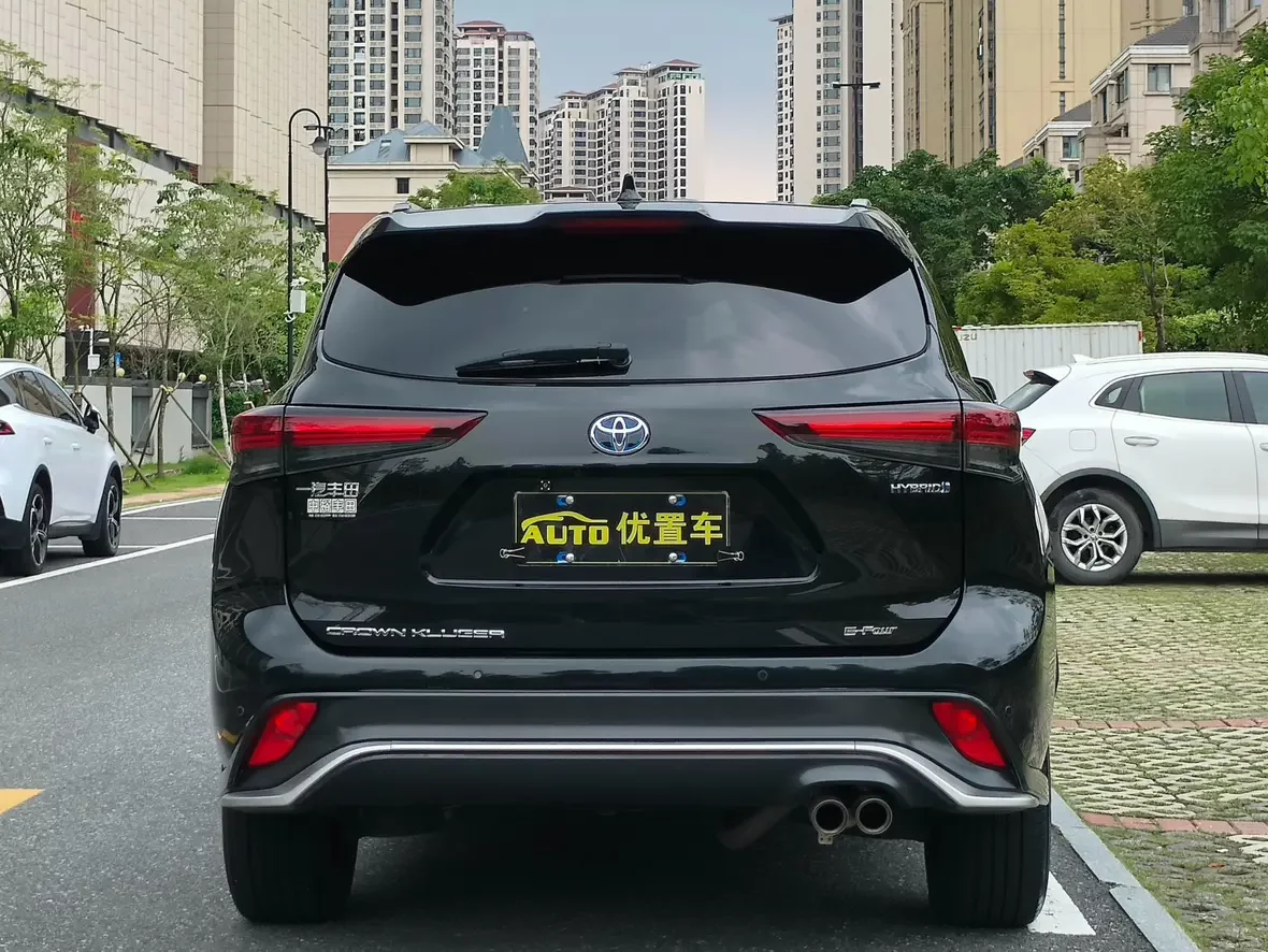 Toyota Crown Kluger