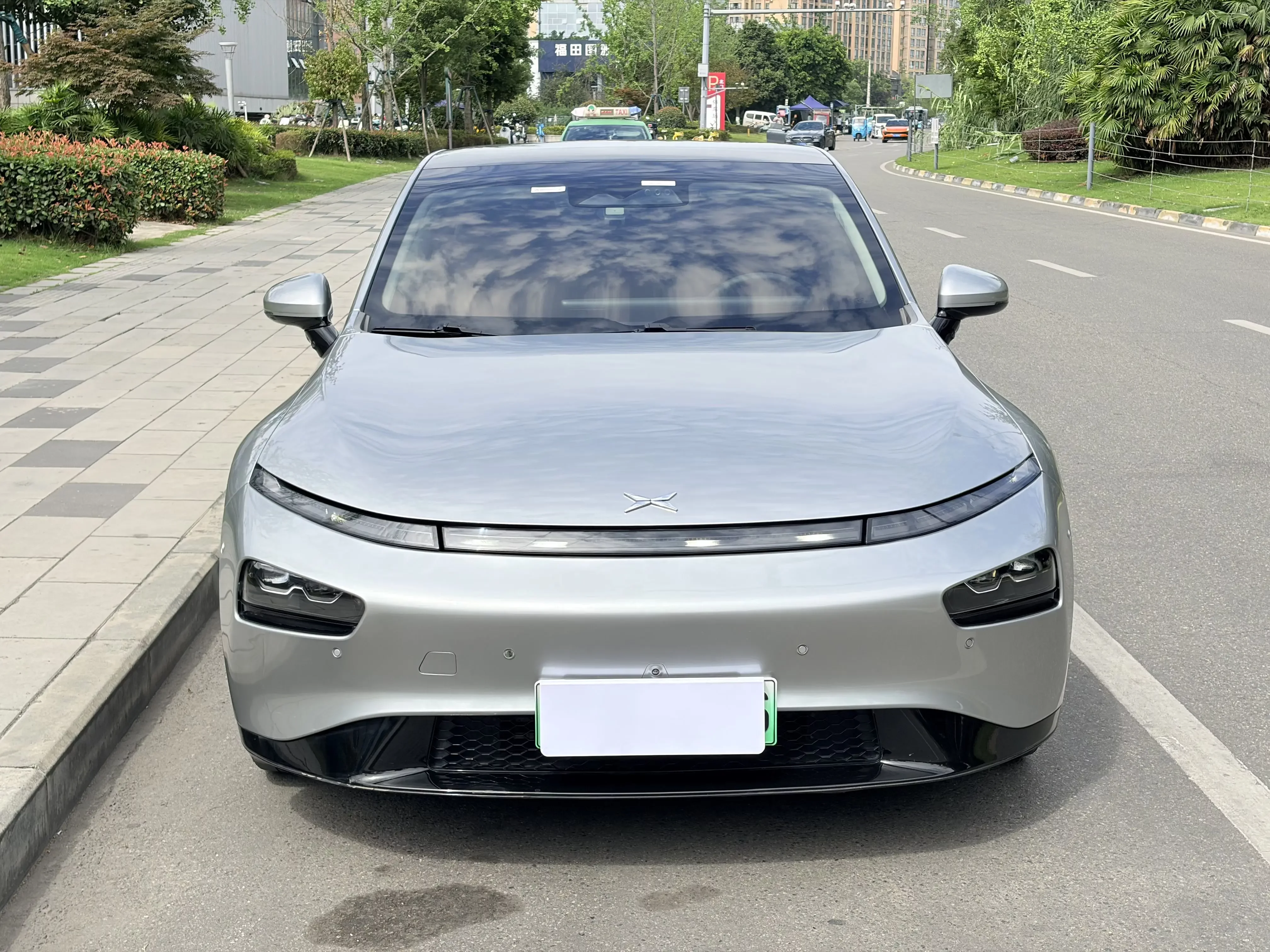 Xpeng P7