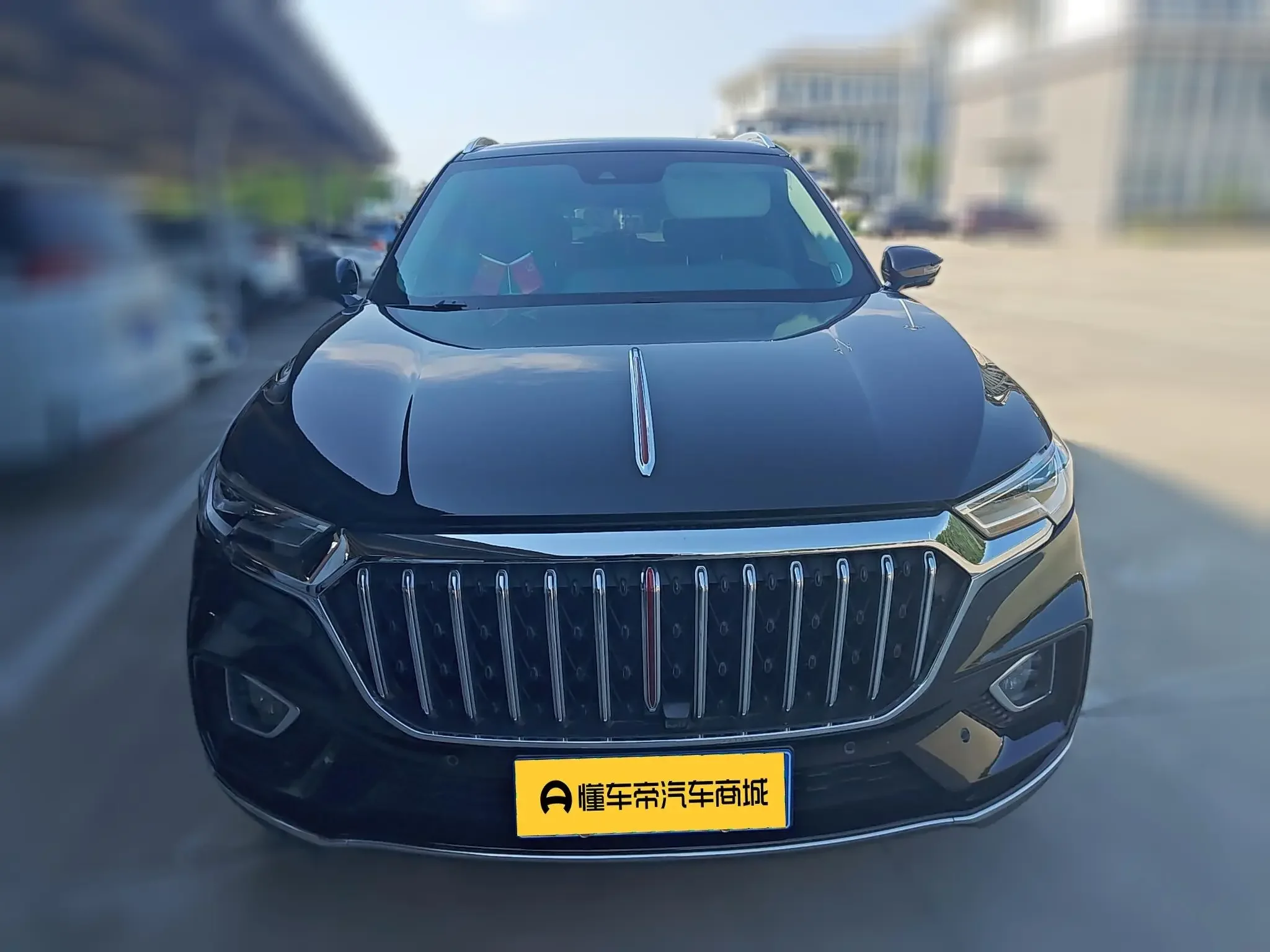 Hongqi HS5