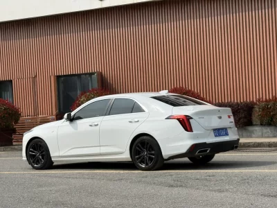 Cadillac CT4