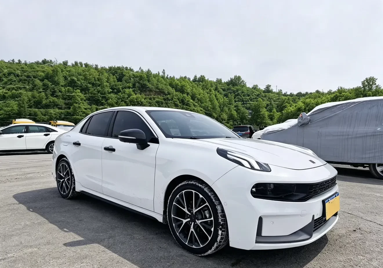 Lynk & Co 03