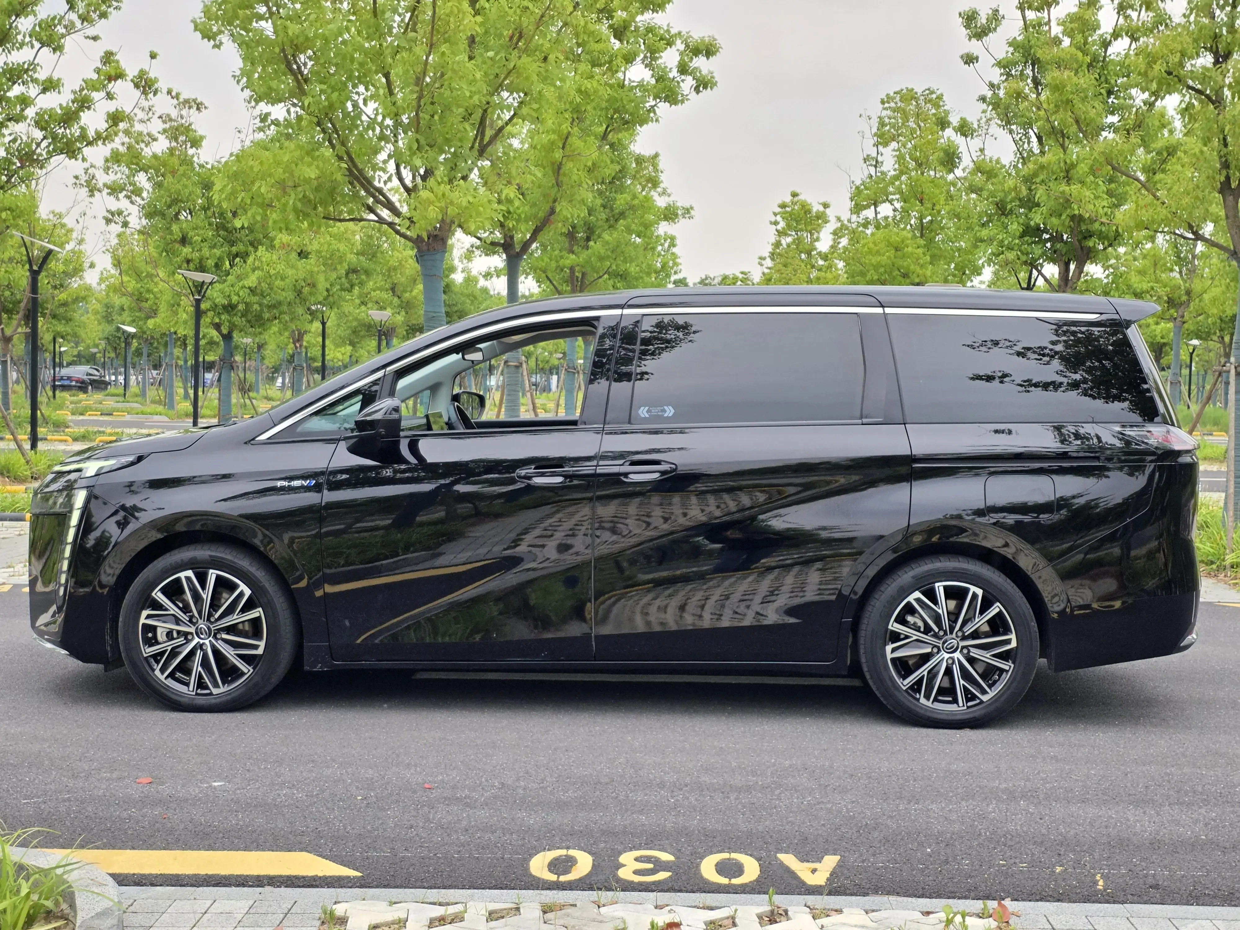GAC Trumpchi E8 PHEV