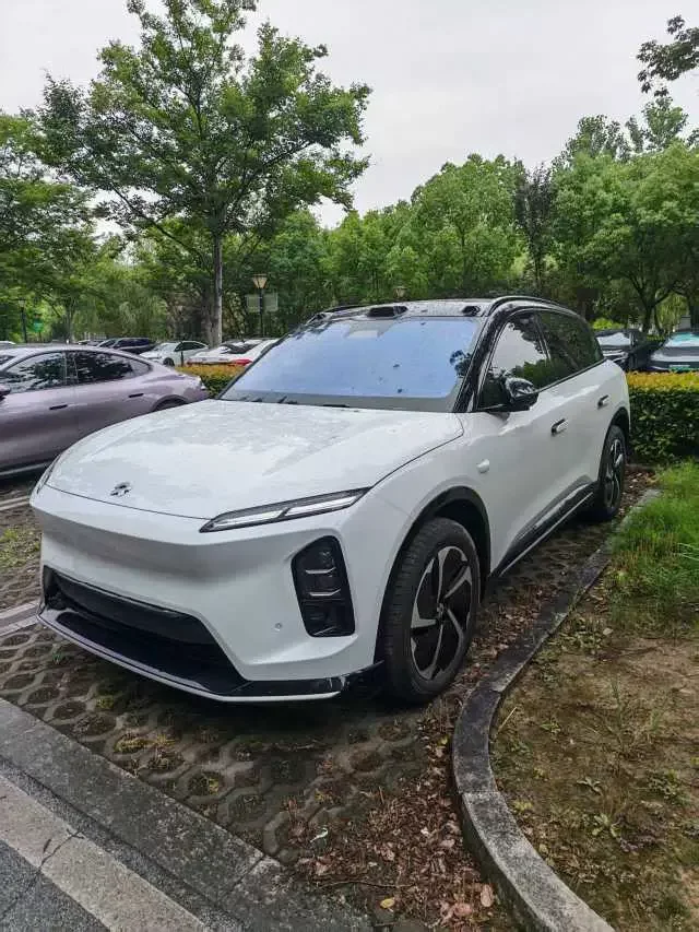 NIO ES6