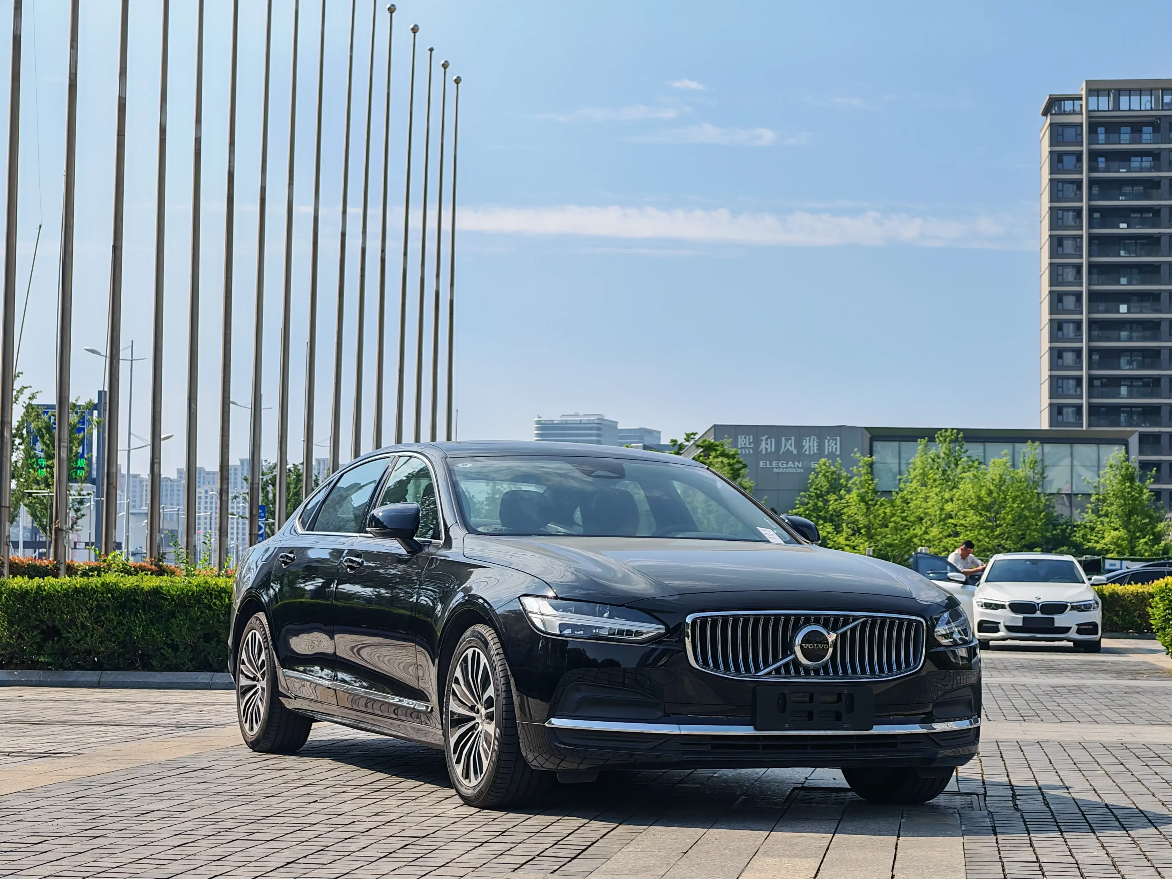 Volvo S90