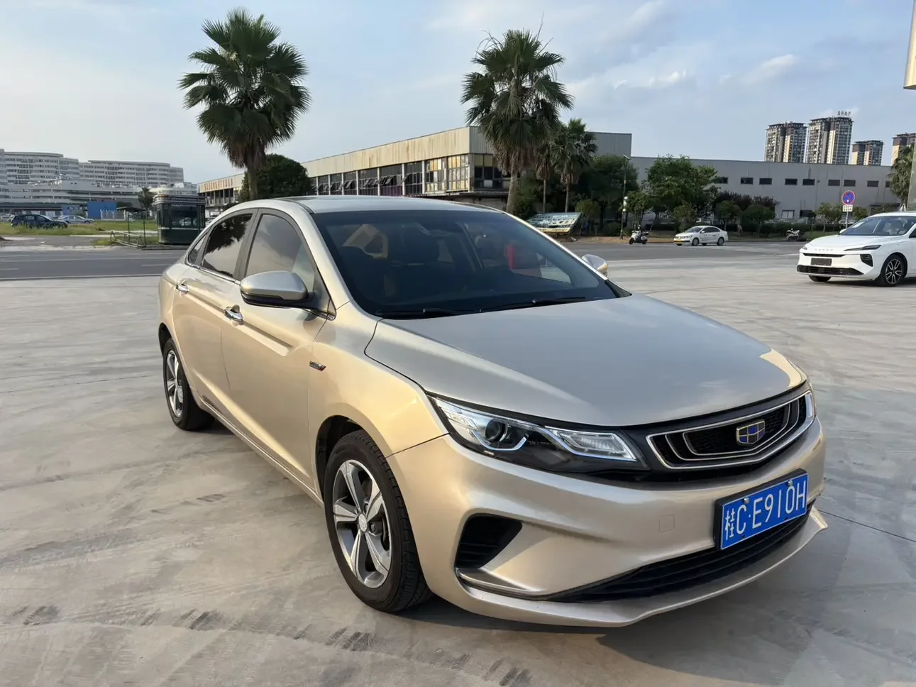 Geely Emgrand GL