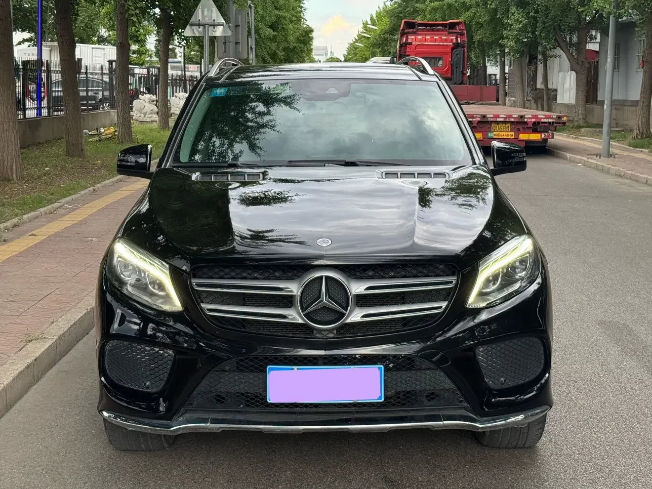 Mercedes-Benz GLE (Imported)