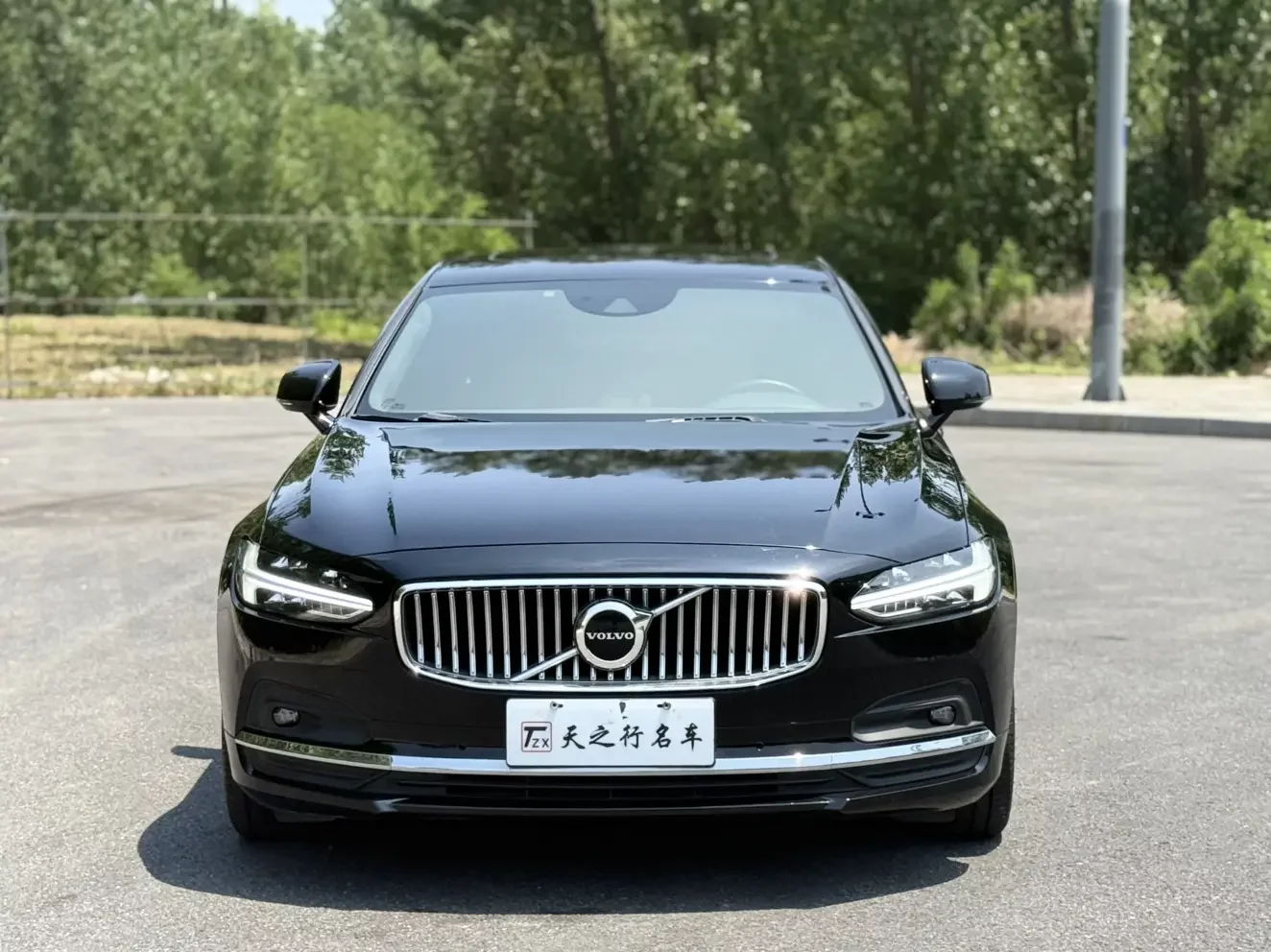 Volvo S90
