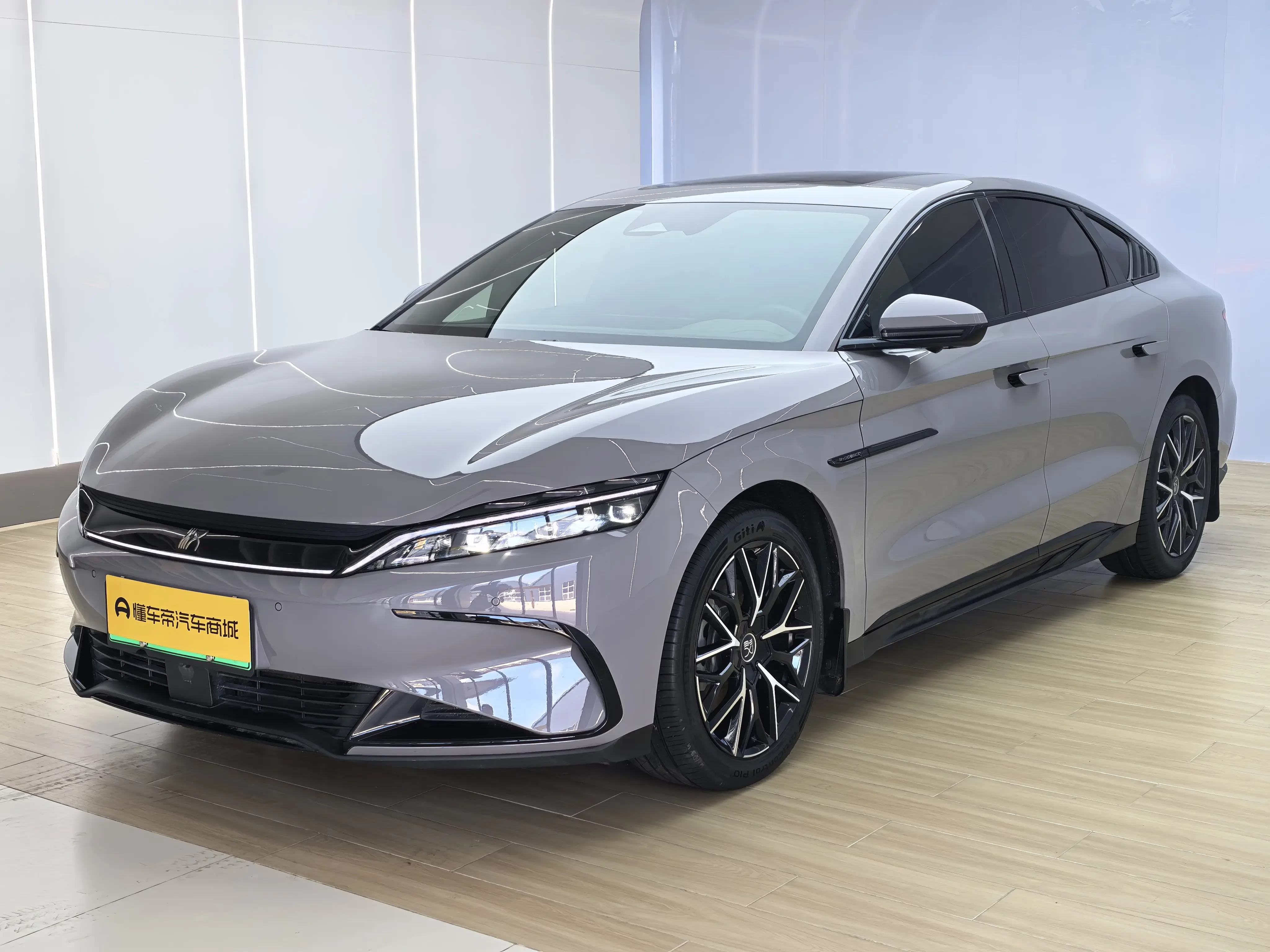 BYD Han EV