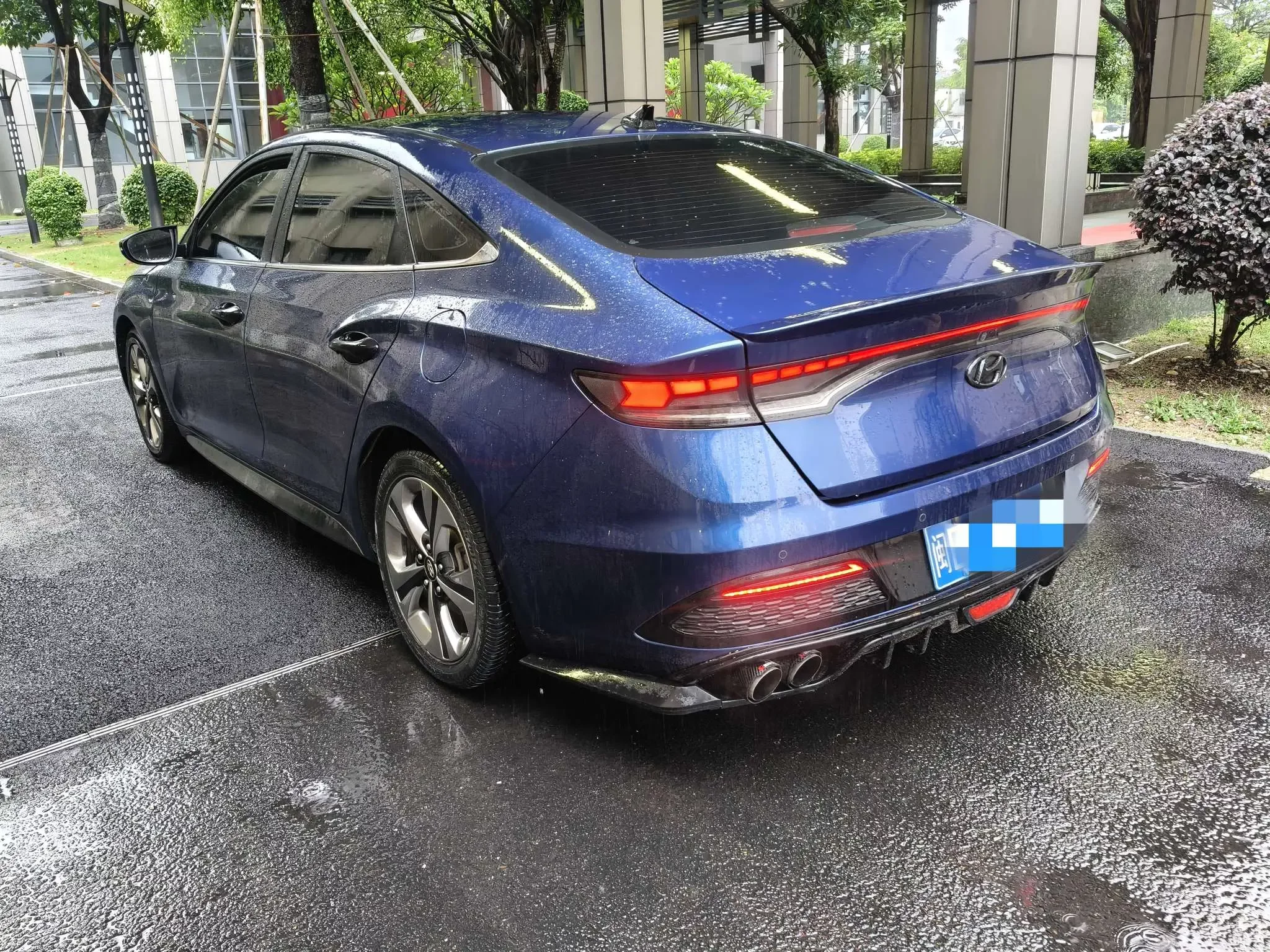 Hyundai Lafesta