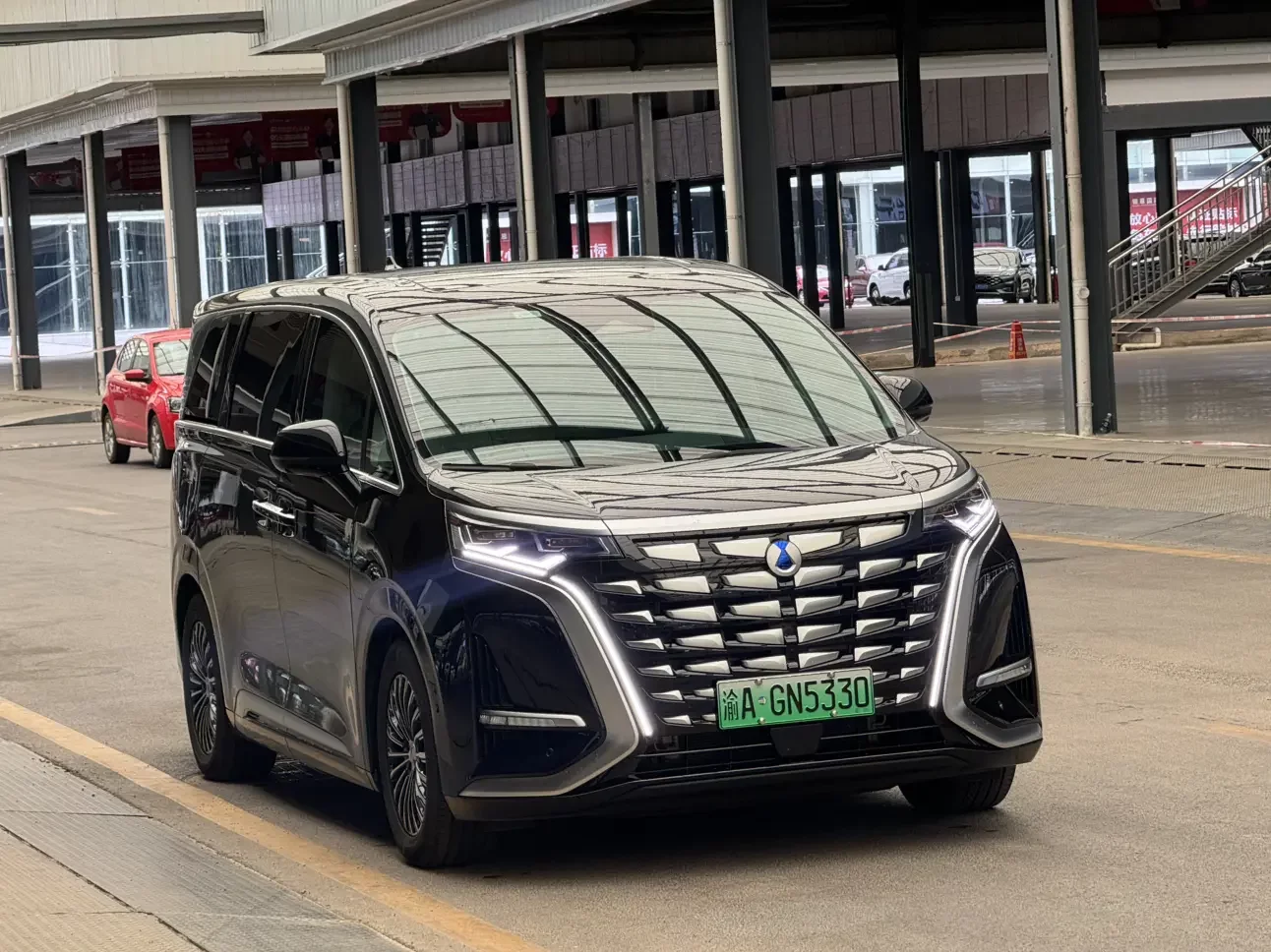 Denza D9 DM