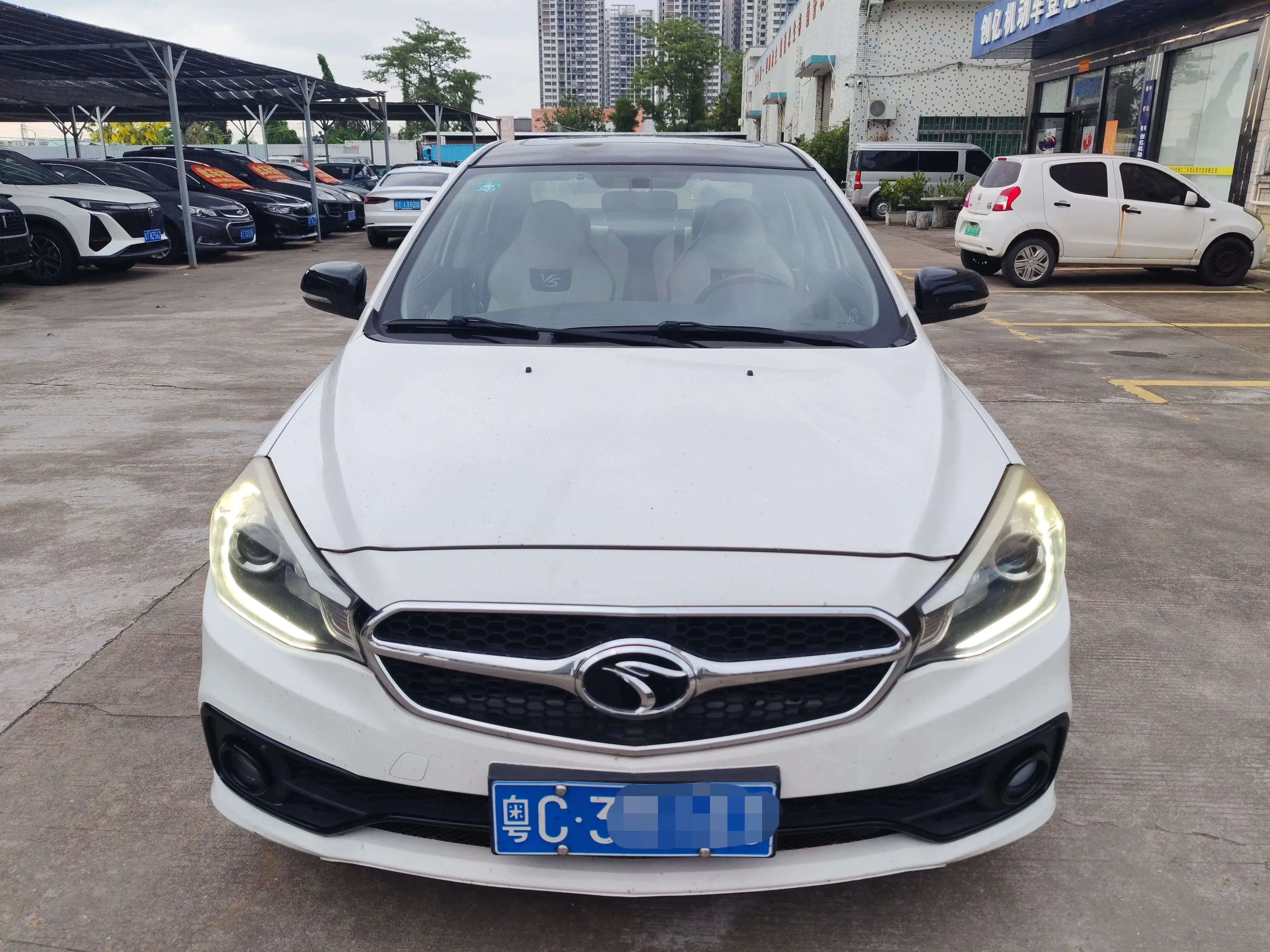 SOUEAST V5 Lingzhi