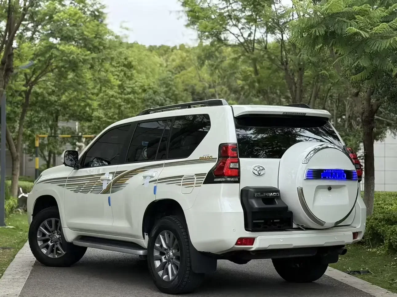 Toyota prado