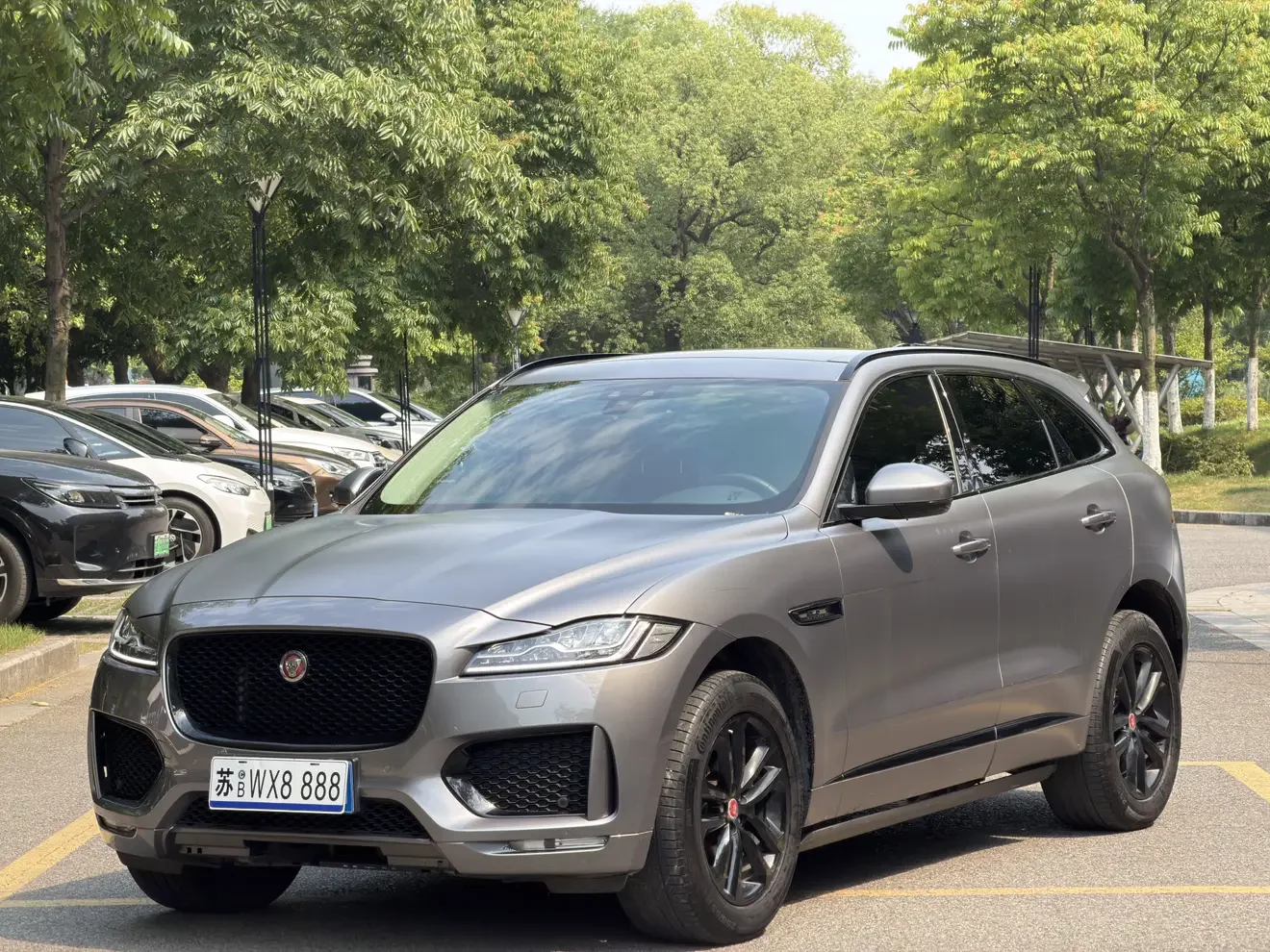 Jaguar F-PACE