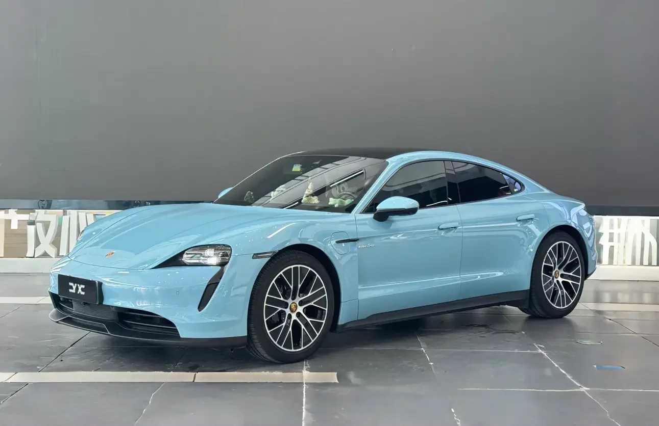 Porsche Taycan