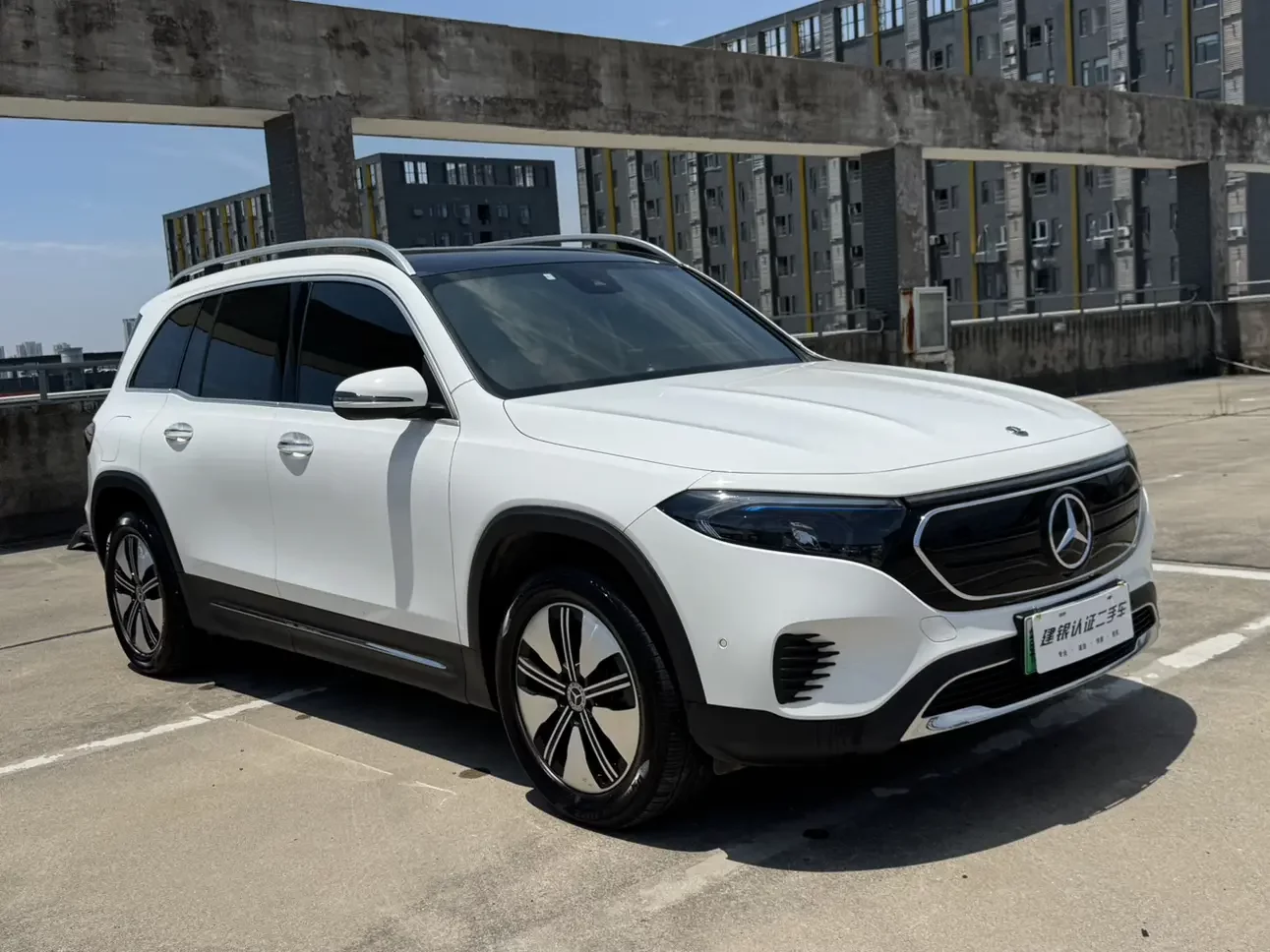 Mercedes-Benz EQB
