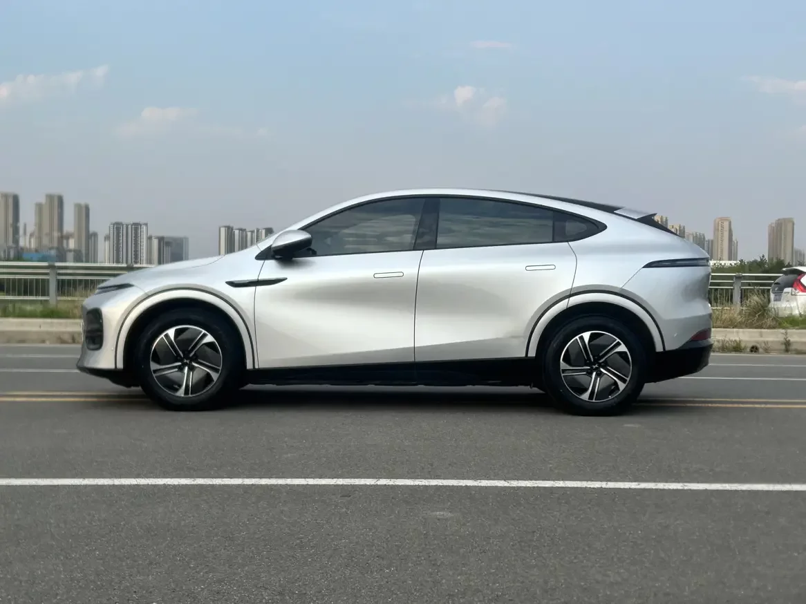 Xpeng G6