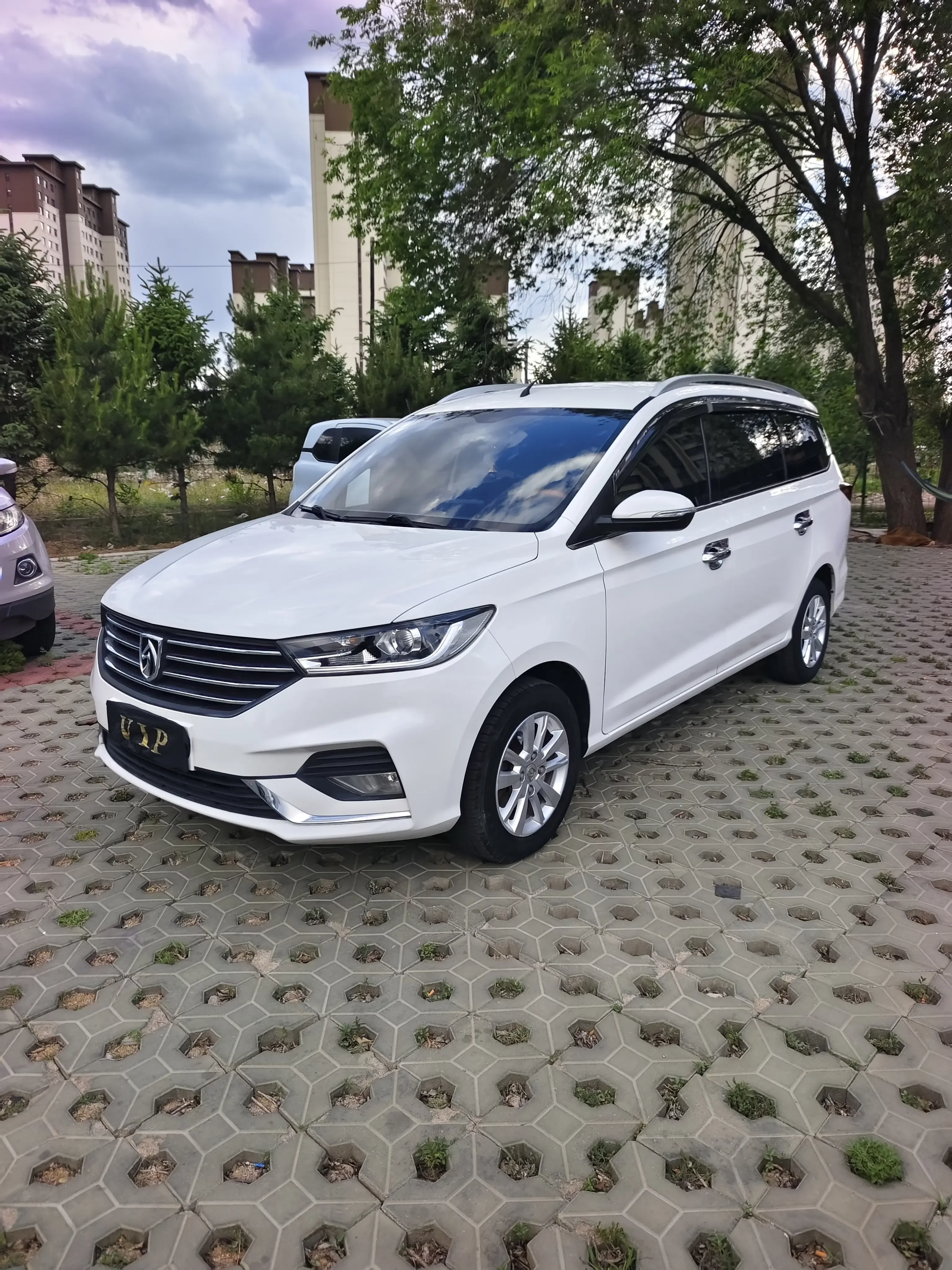 Baojun 360