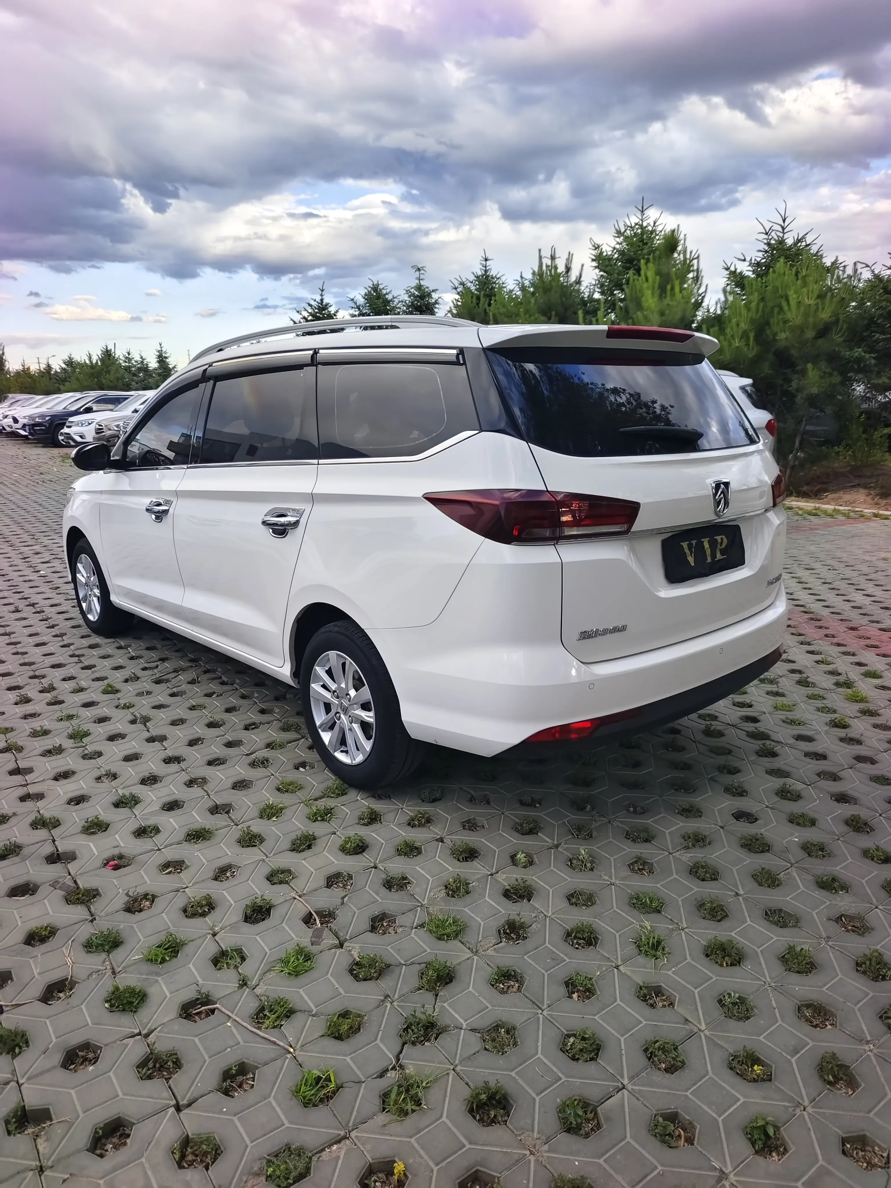 Baojun 360