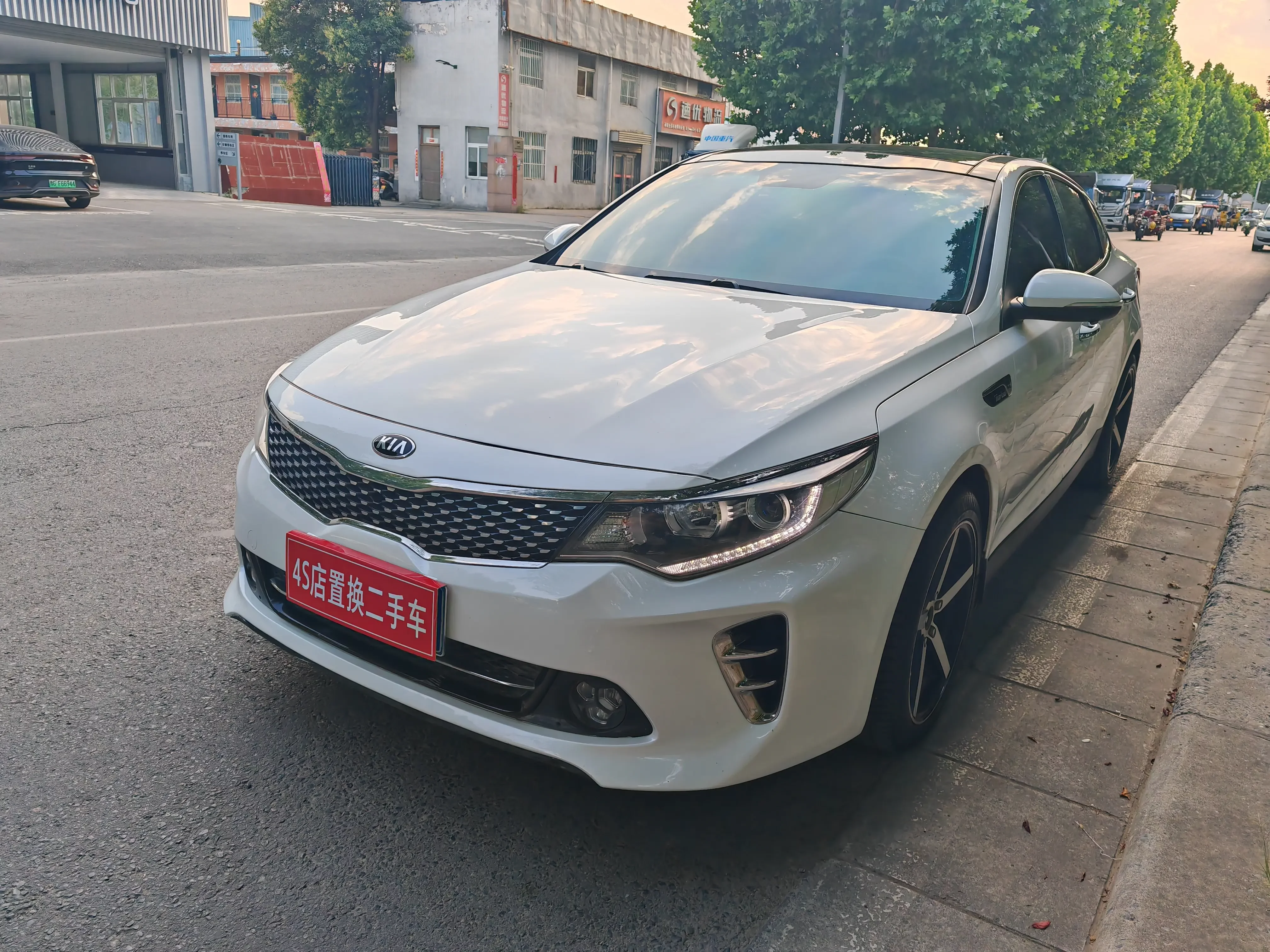 Kia K5