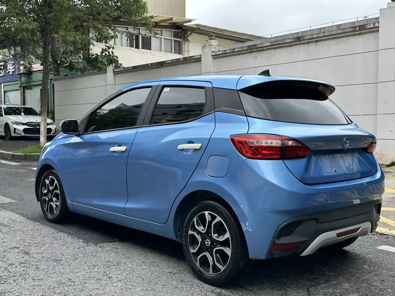 Jiangling Yizhi EV3