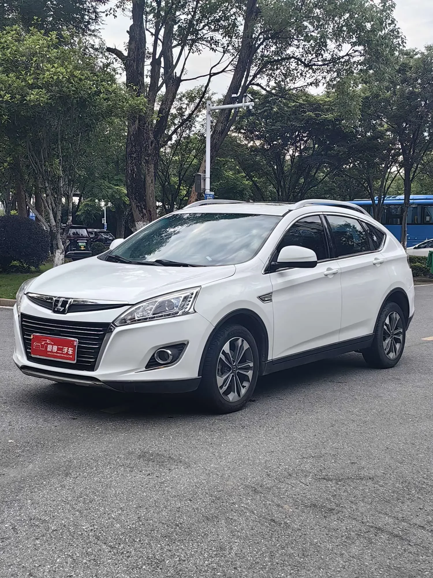 Nazhijie You6 SUV