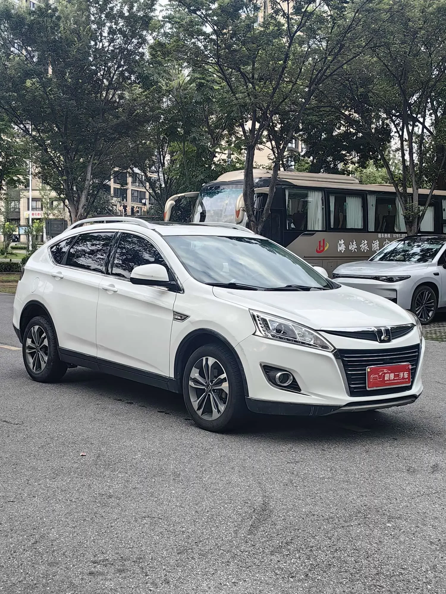 Nazhijie You6 SUV