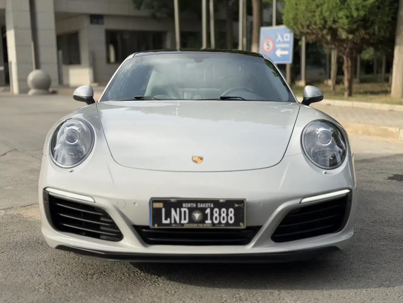 Porsche 911