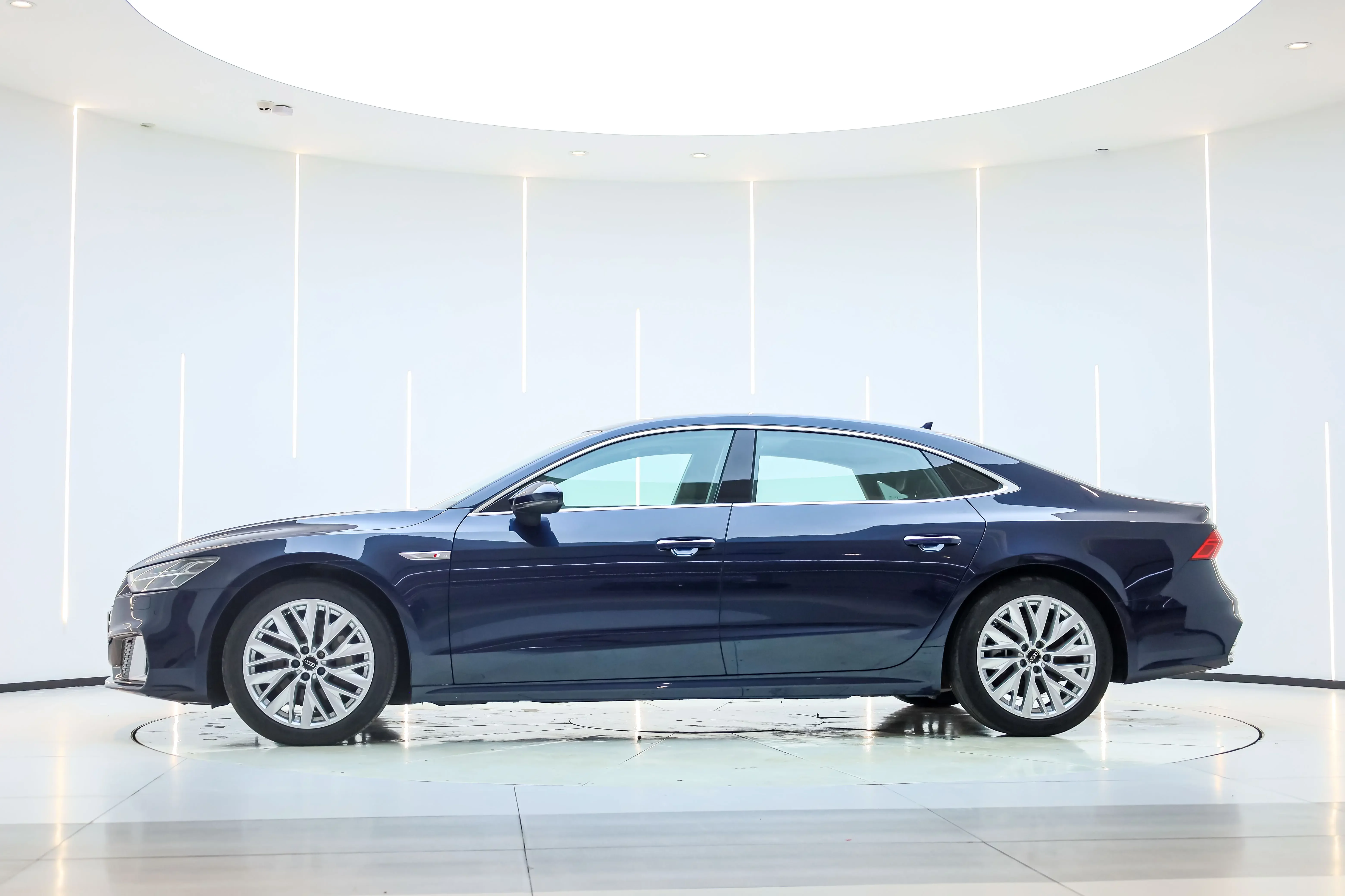 Audi A7L